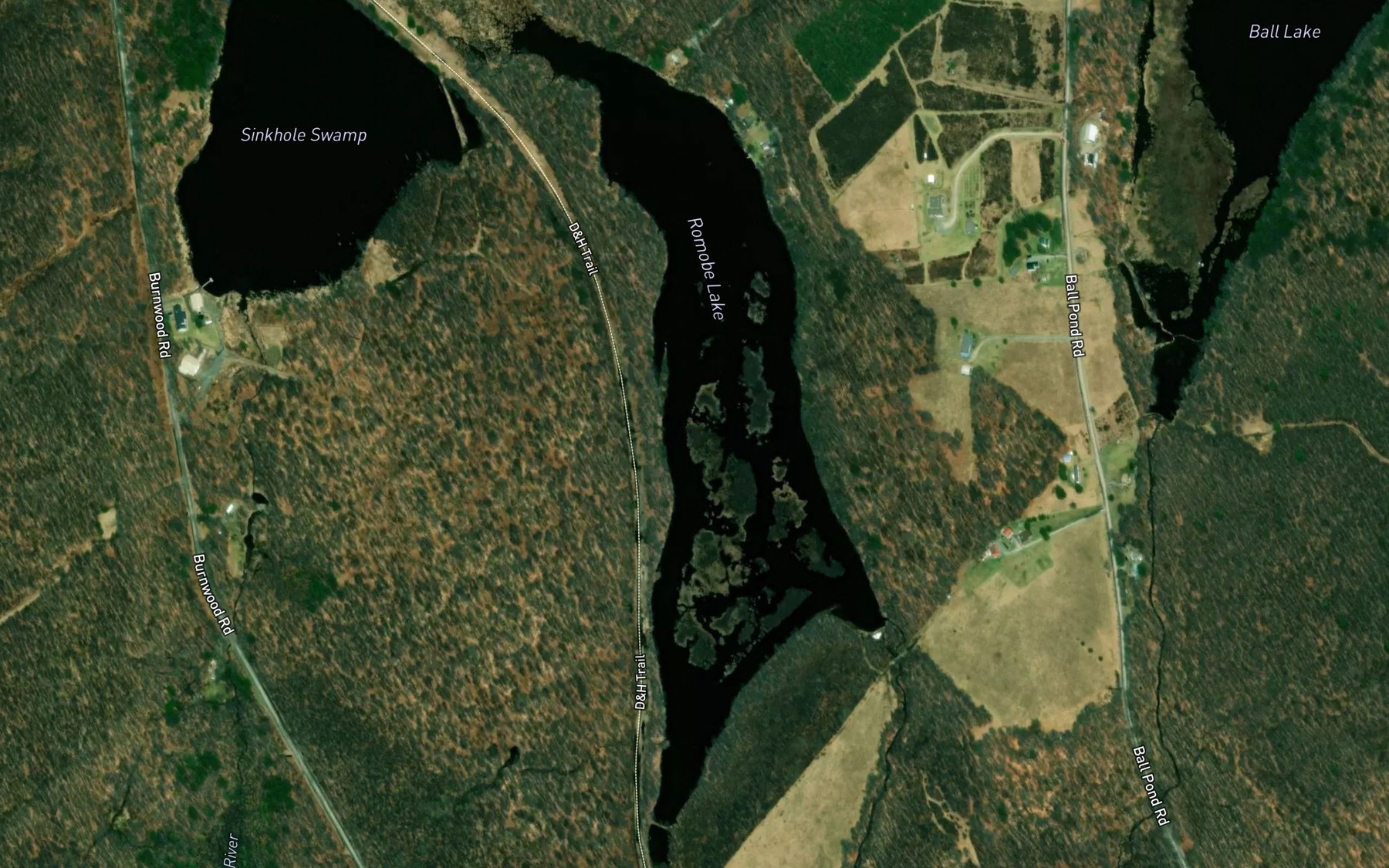 Satellite map of the Romobe Lake