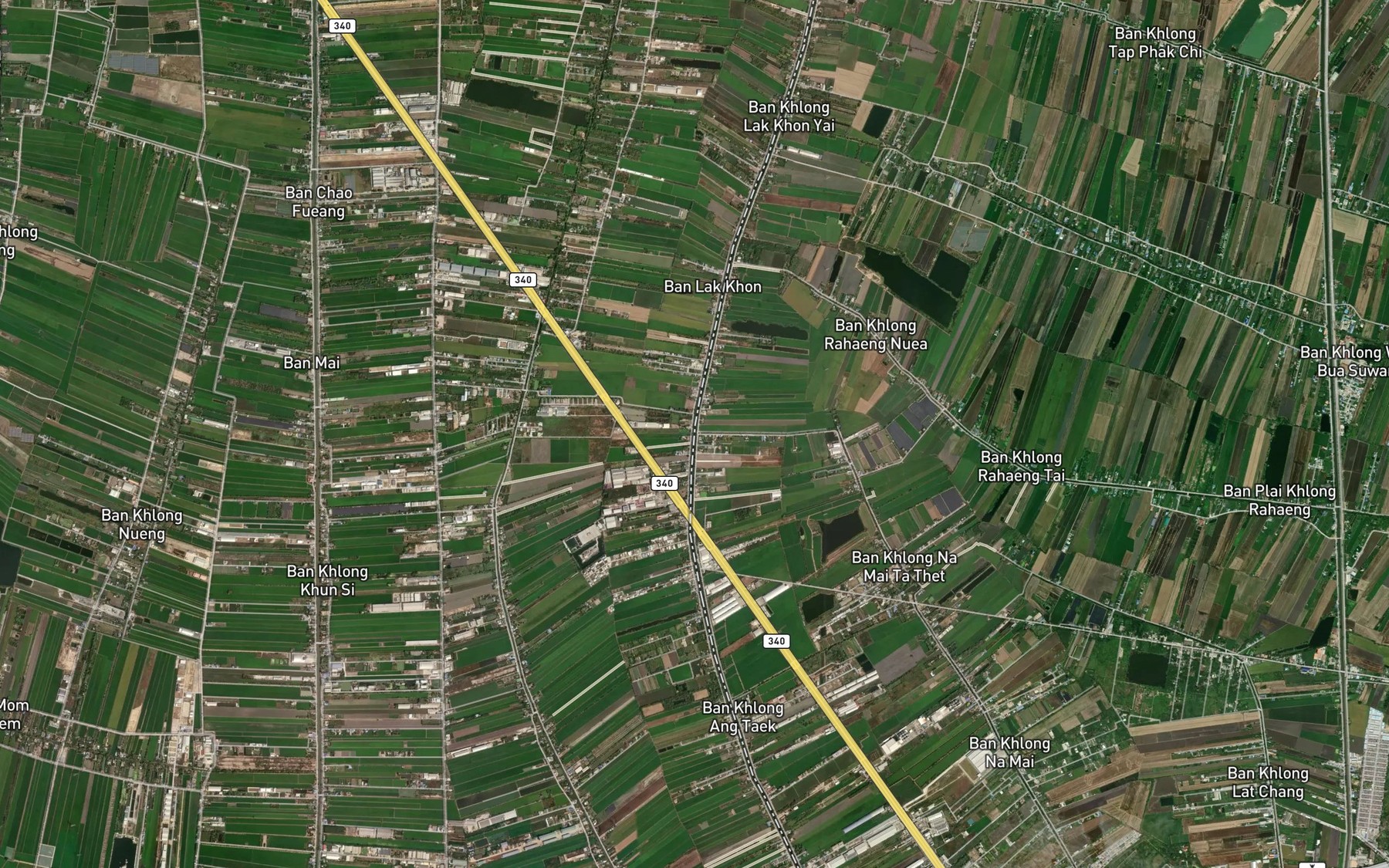 Satellite map of the Khlong Na Mai
