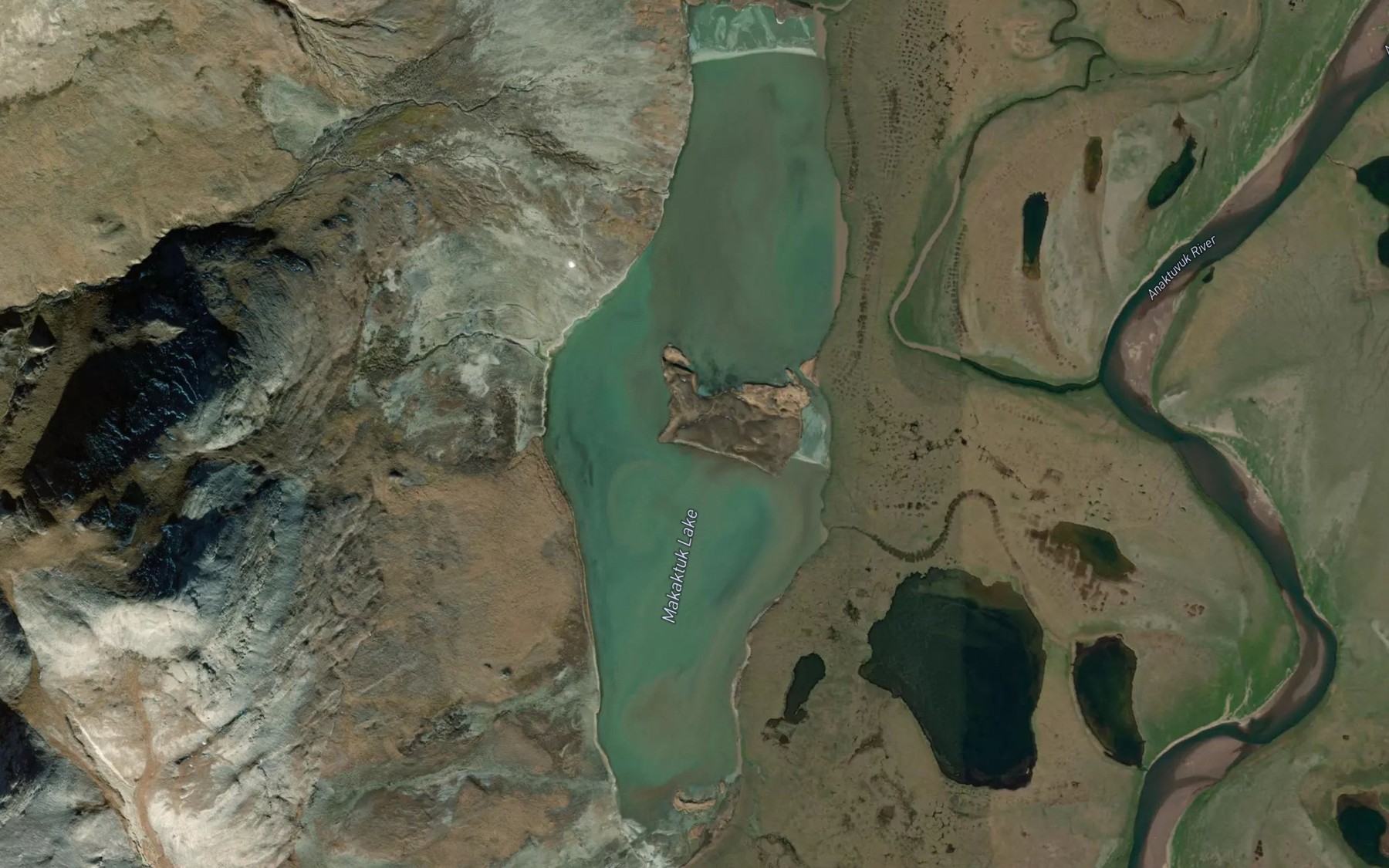 Satellite map of the Makaktuk Lake