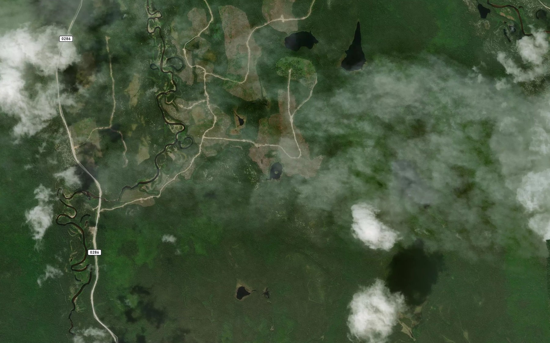 Satellite map of the Lac de la Saganee