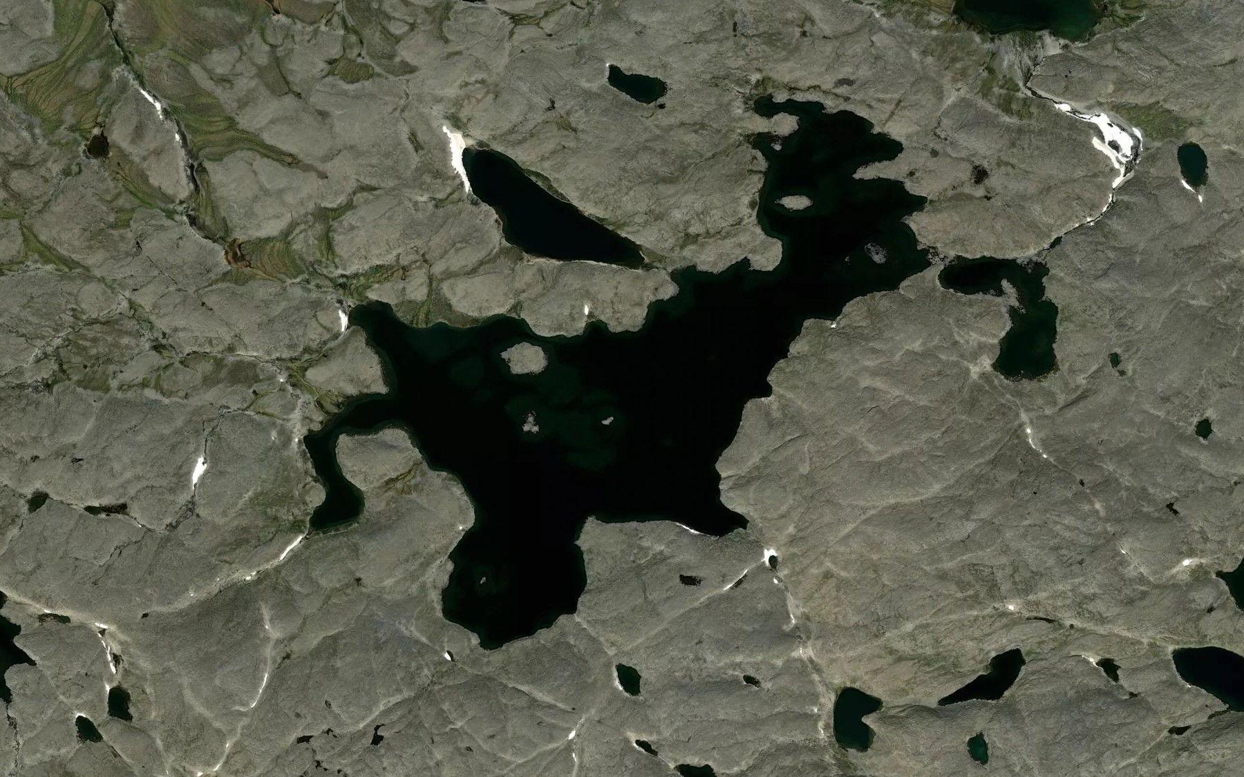 Satellite map of the Lac Qulusuttalik