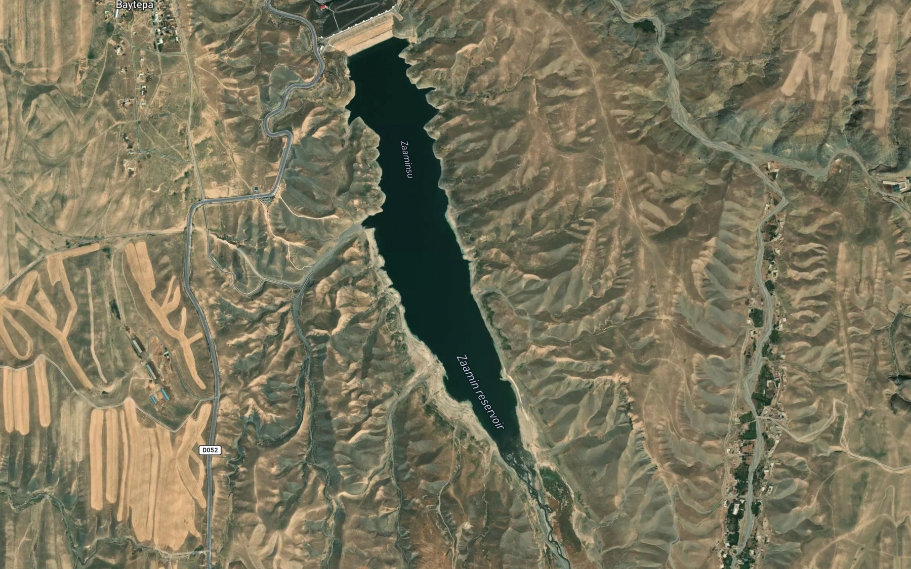 Satellite map of the Zomin Suv Ombori