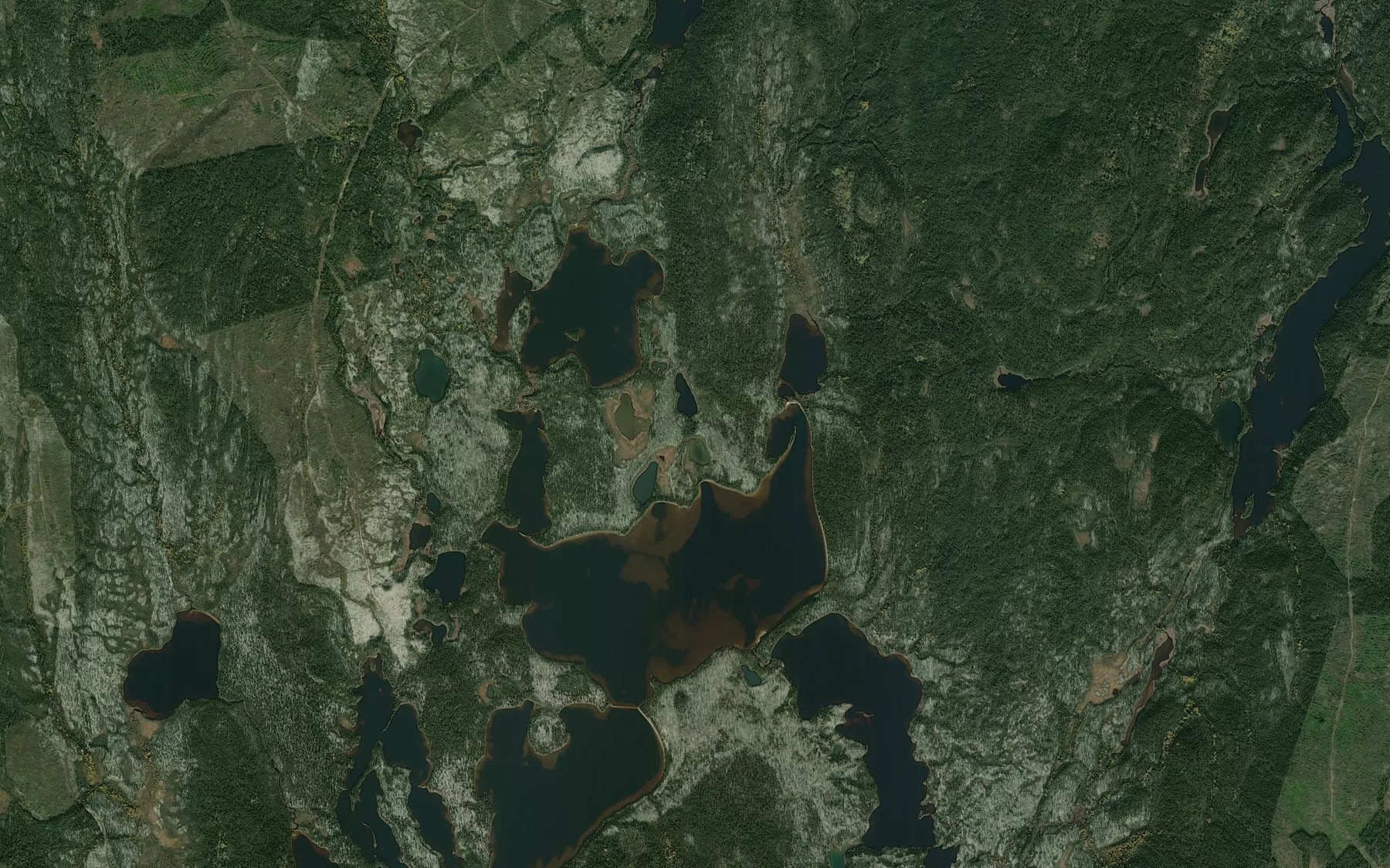 Satellite map of the Lacs Fontaine