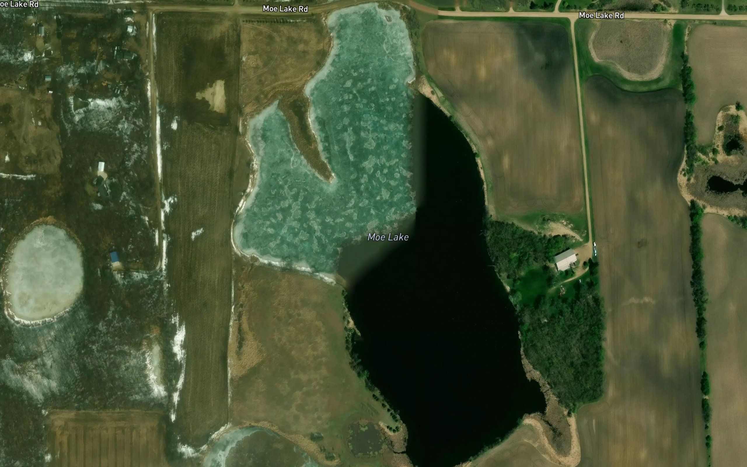 Moe Lake