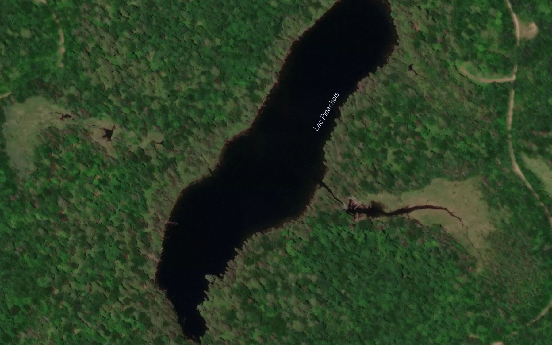 Satellite map of the Lac Pinachois