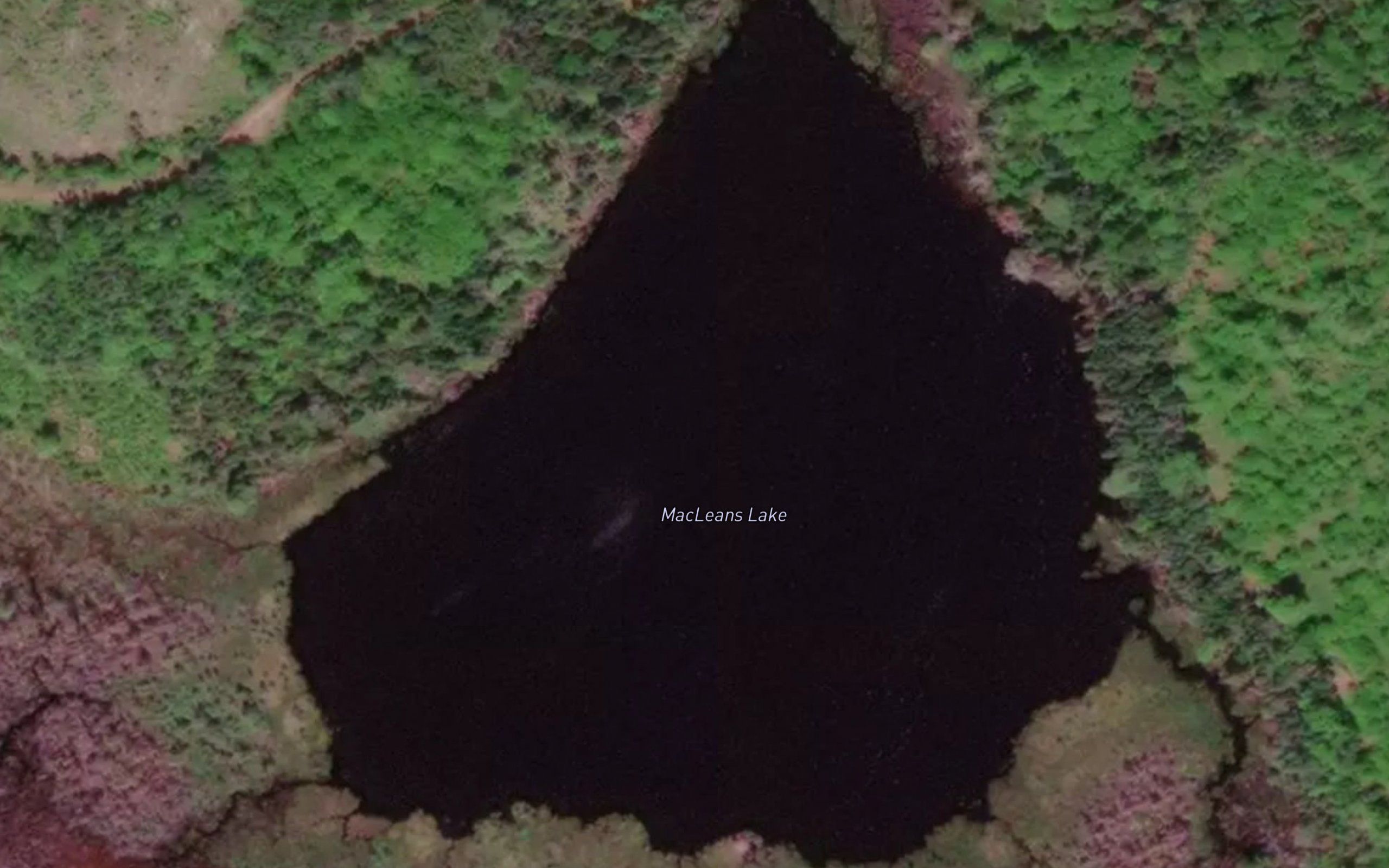MacLeans Lake
