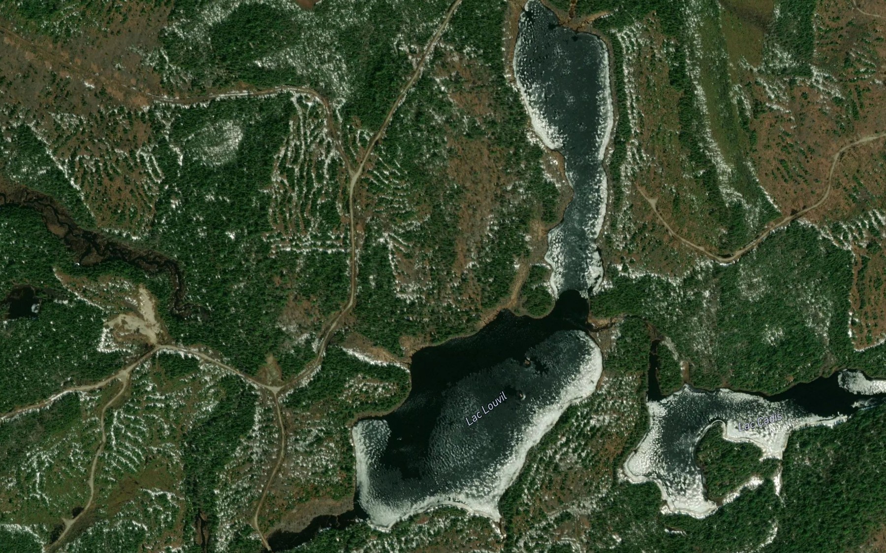 Satellite map of the Lac Louvil