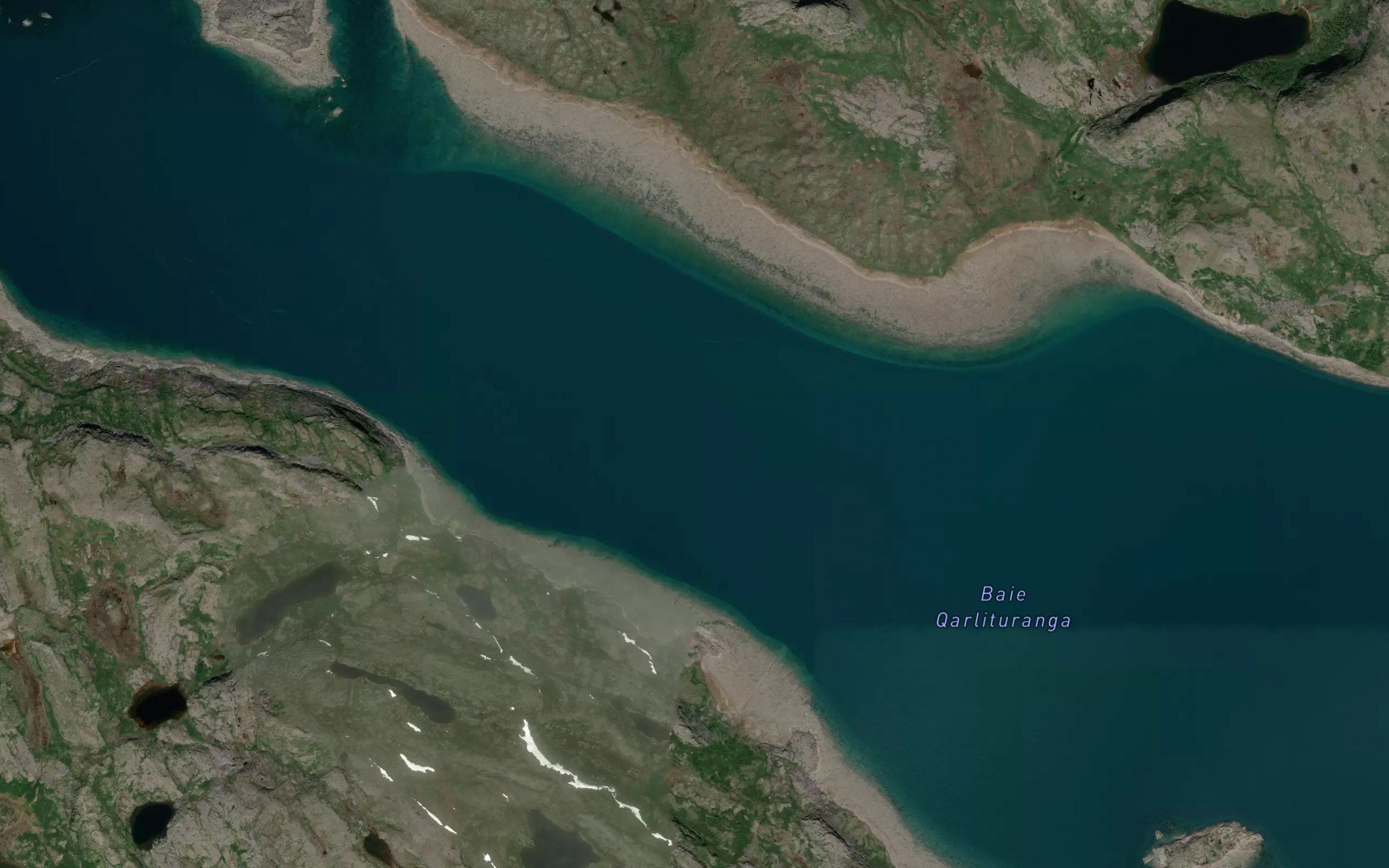 Qarliit Tuvanga Bay
