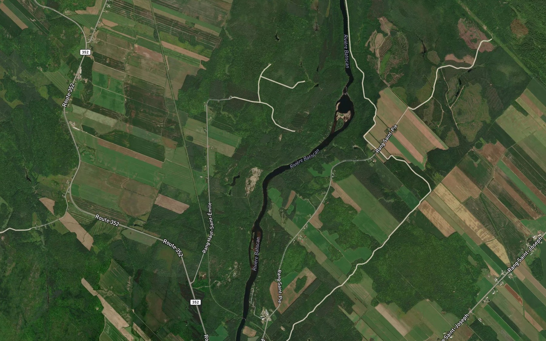 Satellite map of the Ruisseau Saint-Thomas