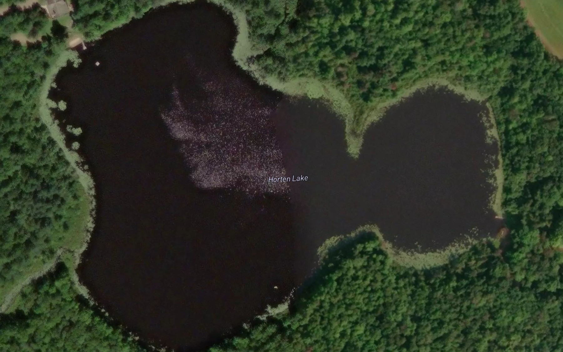 Satellite map of the Horten Lake