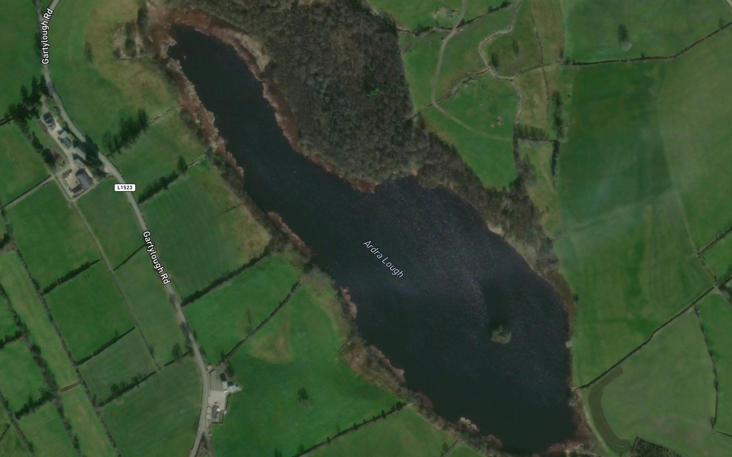 Ardra Lough