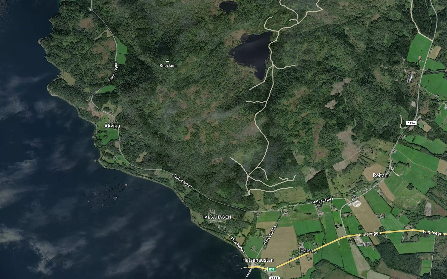 Satellite map of the Akeleietjonna