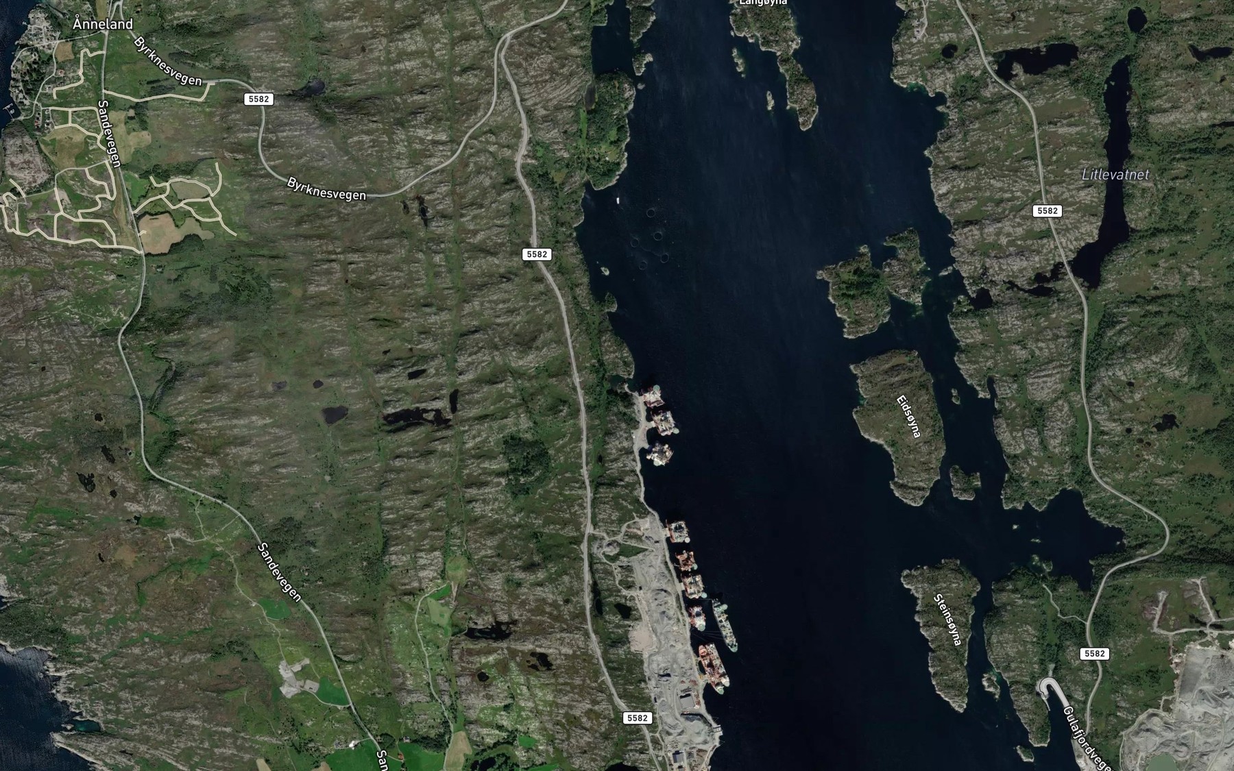 Satellite map of the Sandvagen