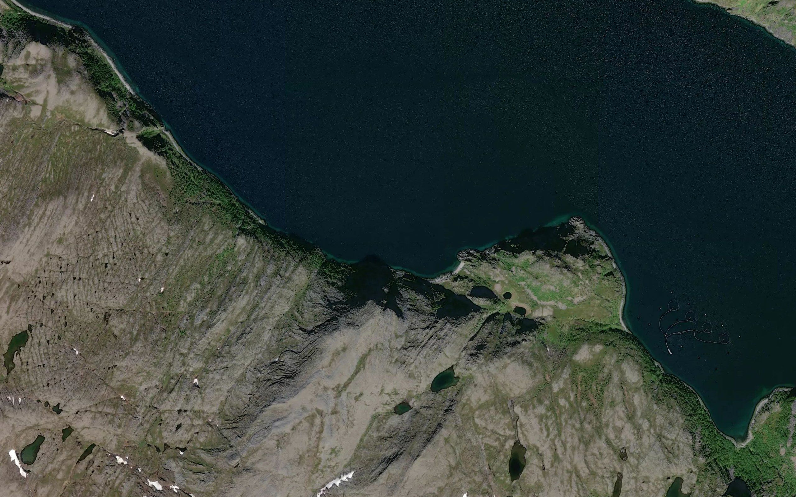 Ytre Hovdenakkbukta