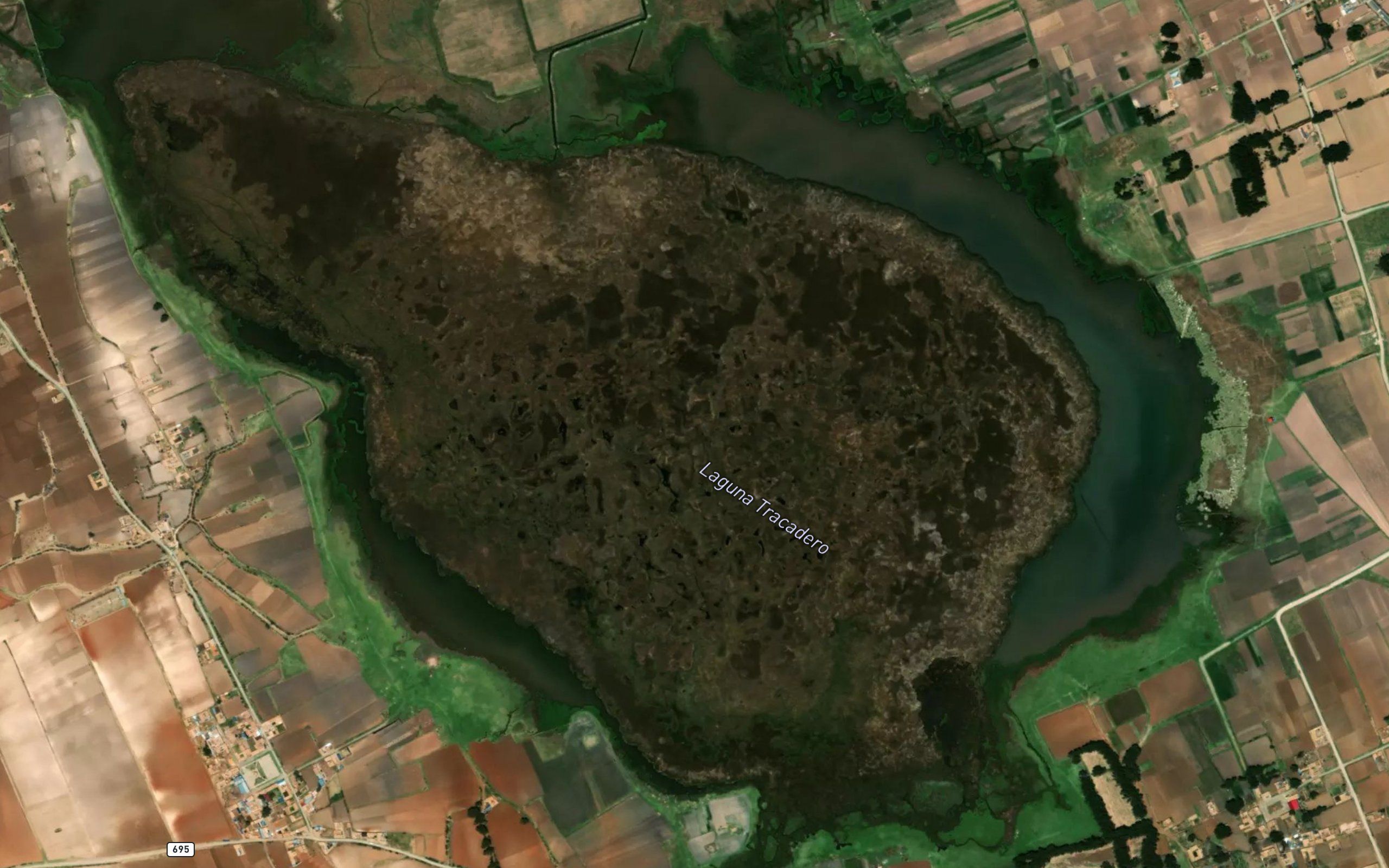 Laguna Tragadero