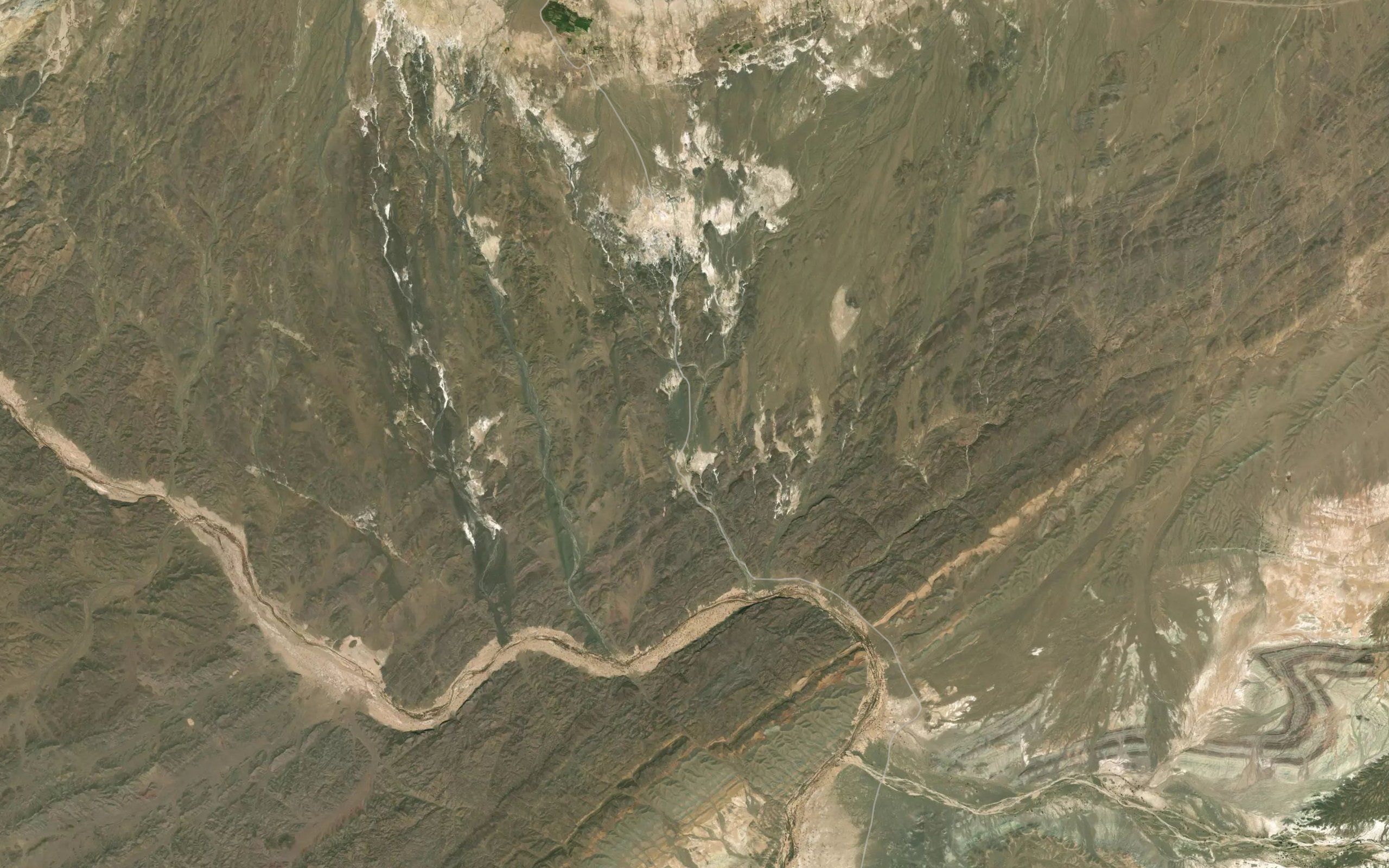 Cheshmeh-ye Abshur-e Pa'in