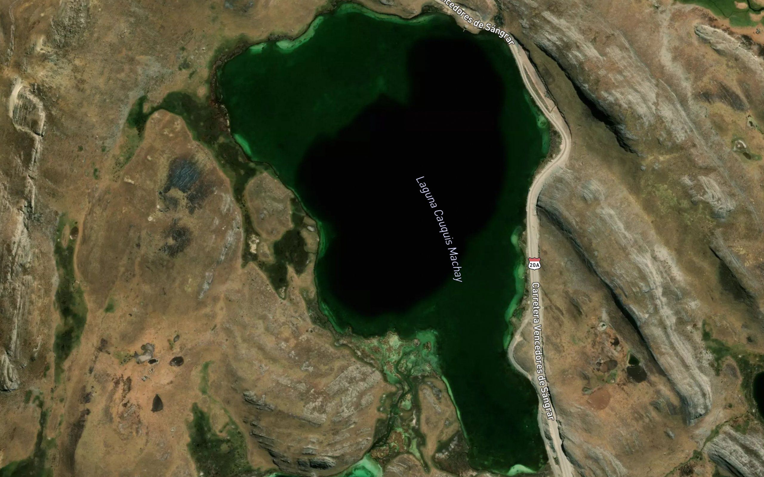 Laguna Cauquis Machay