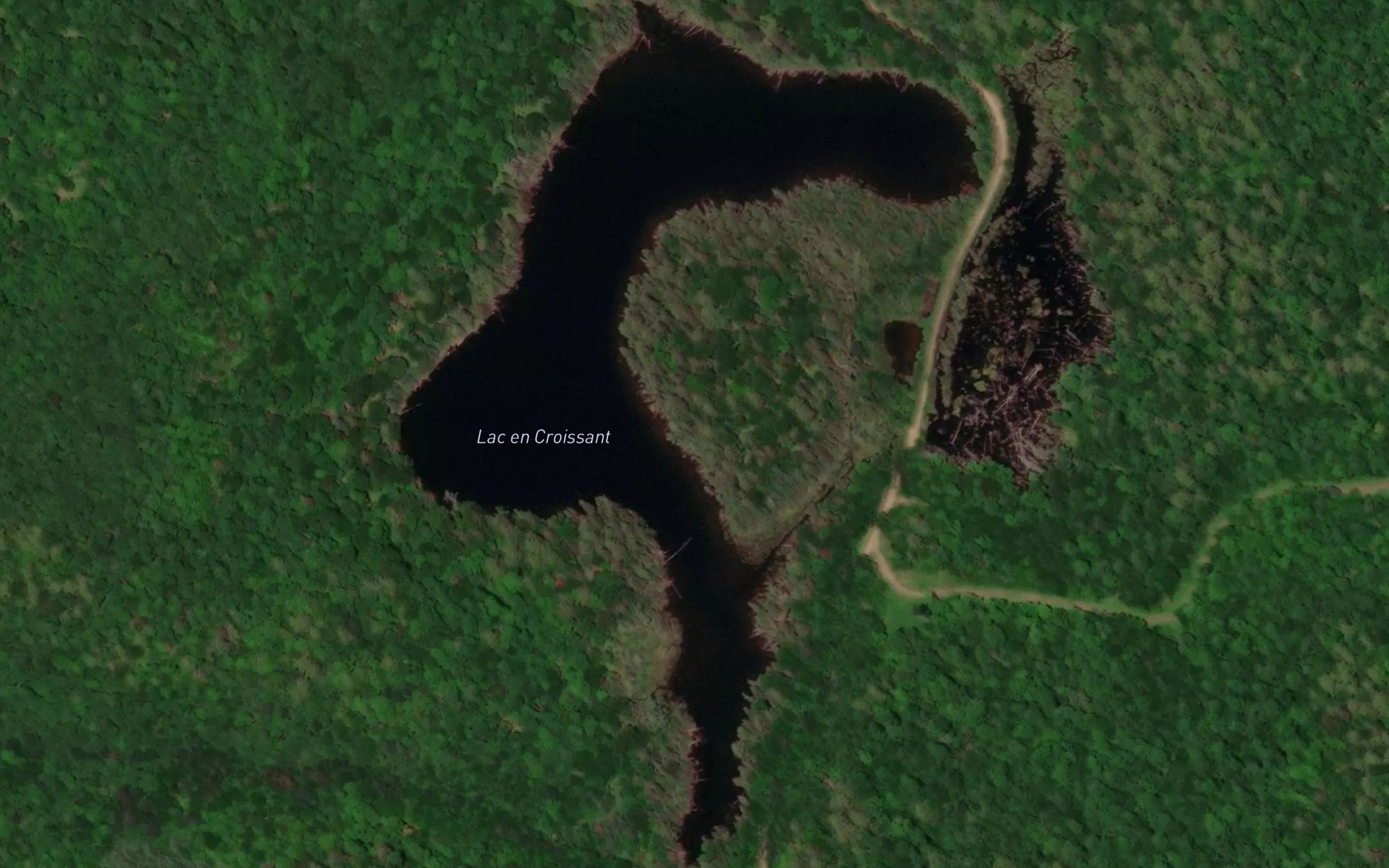 Satellite map of the Lac en Croissant