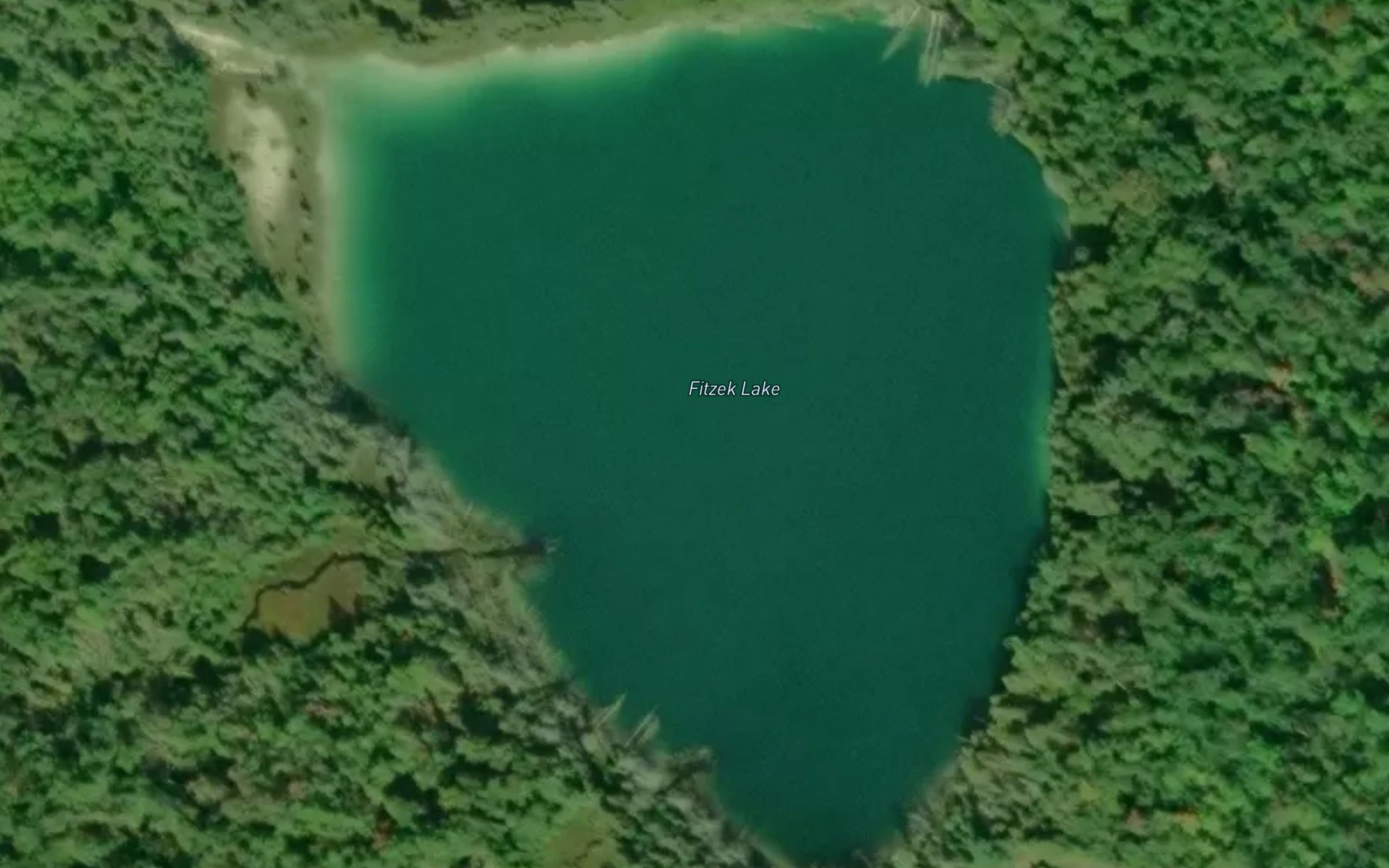 Satellite map of the Fitzek Lake