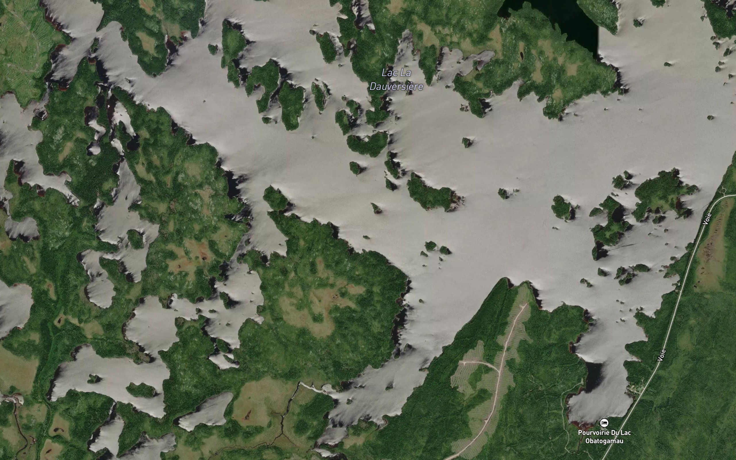 Premiere baie des Lacs Obatogamau