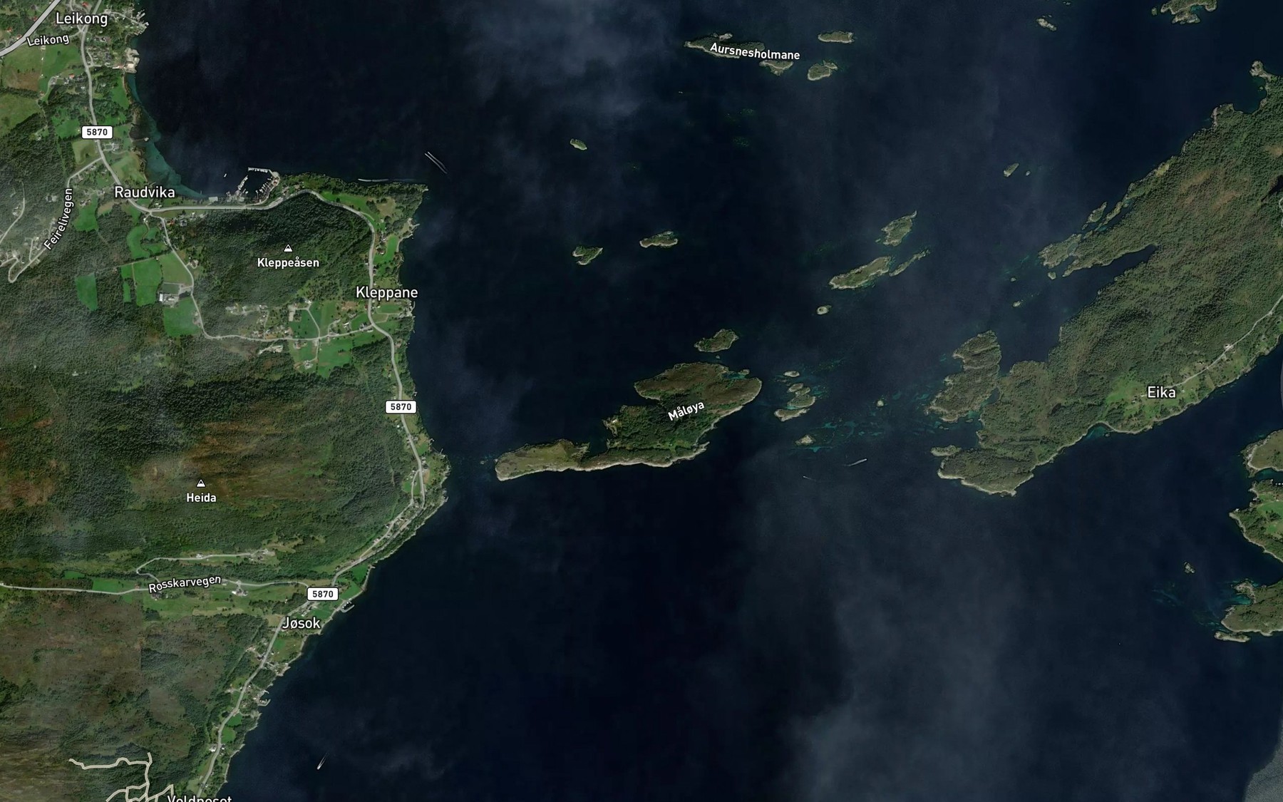 Satellite map of the Fatlvika