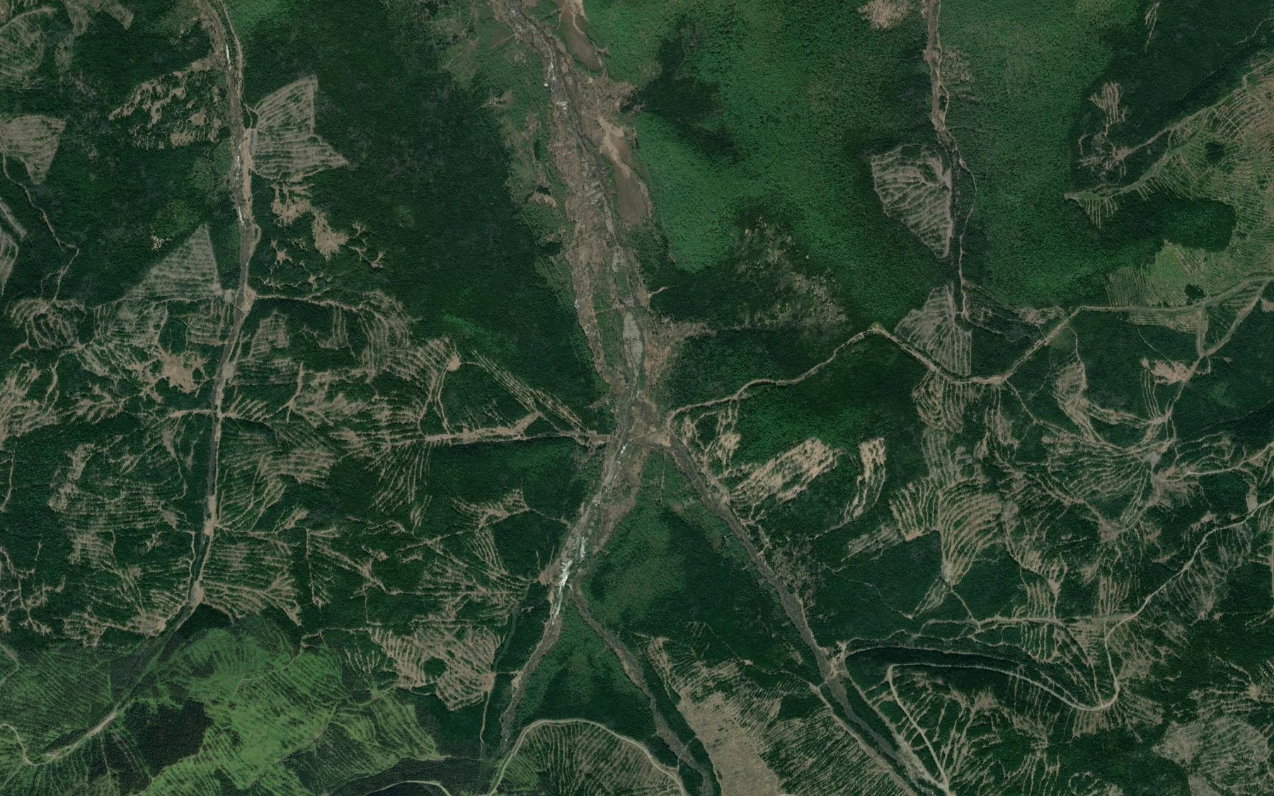 Satellite map of the Pravyy Nilamokit