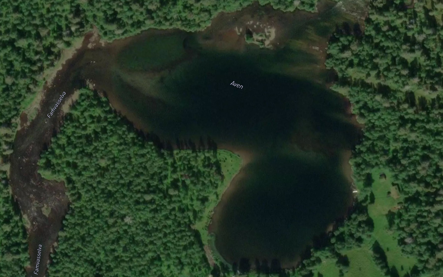 Satellite map of the Aven