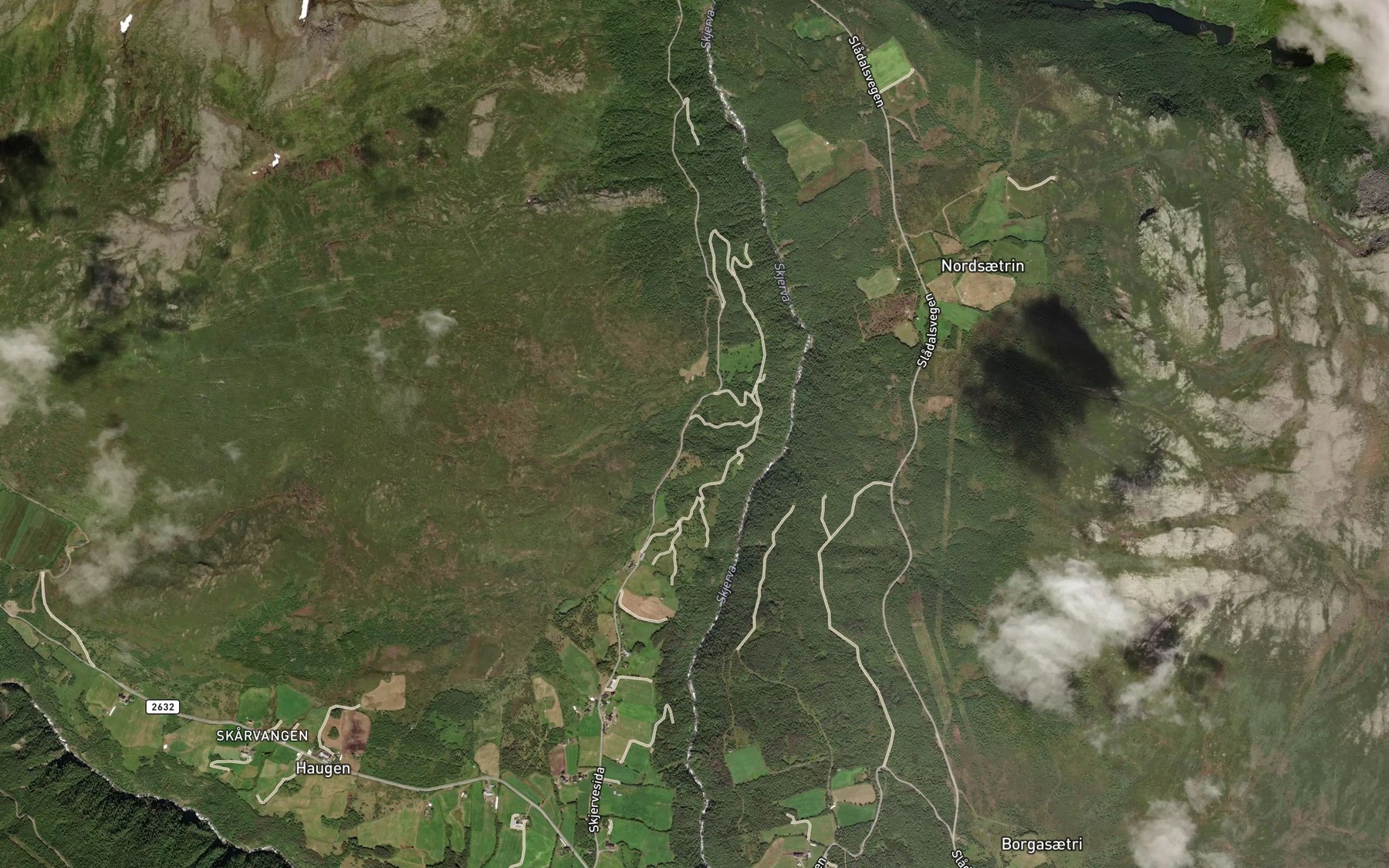 Satellite map of the Kvennhusbekken