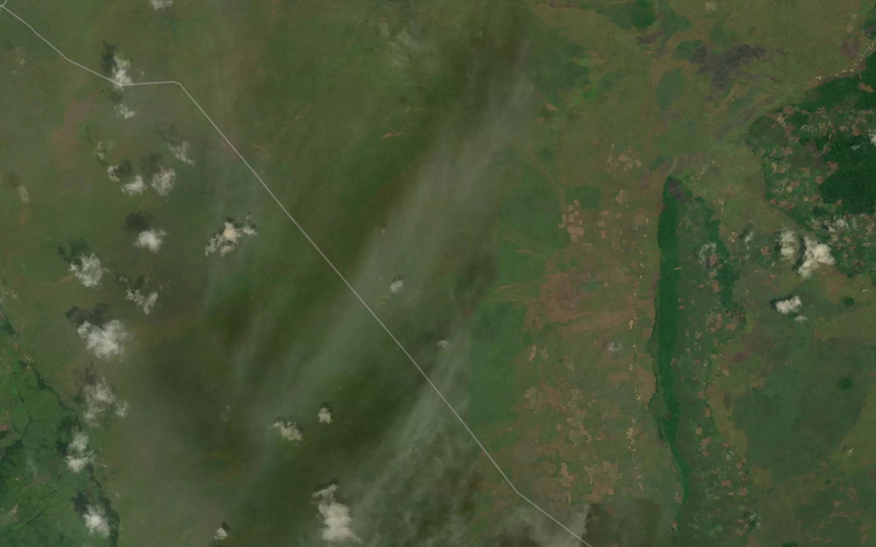 Satellite map of the Etang Iyo