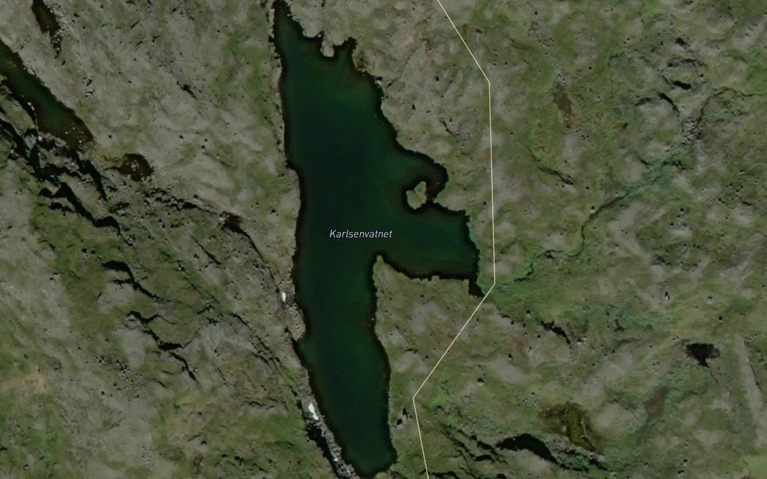 Karlsenvatnet