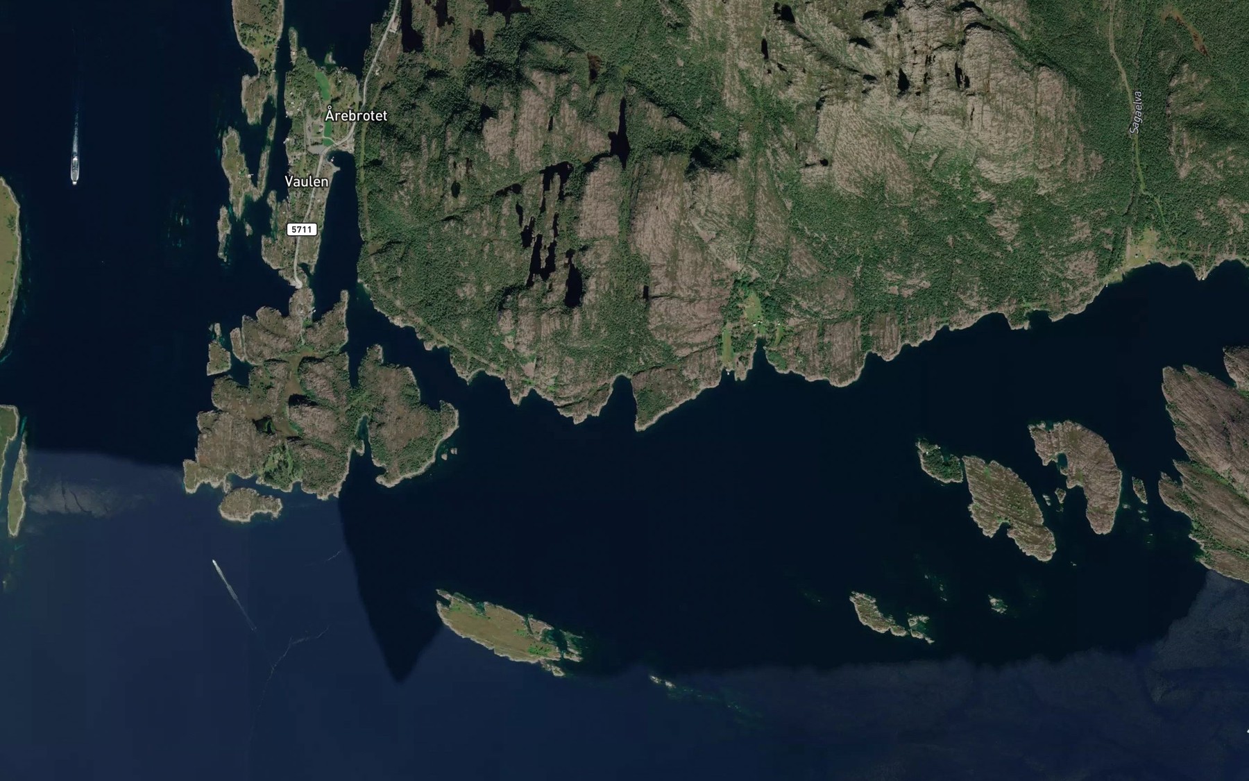 Satellite map of the Djupevika