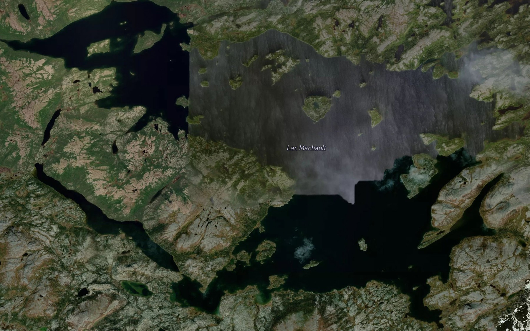 Satellite map of the Lac Machault