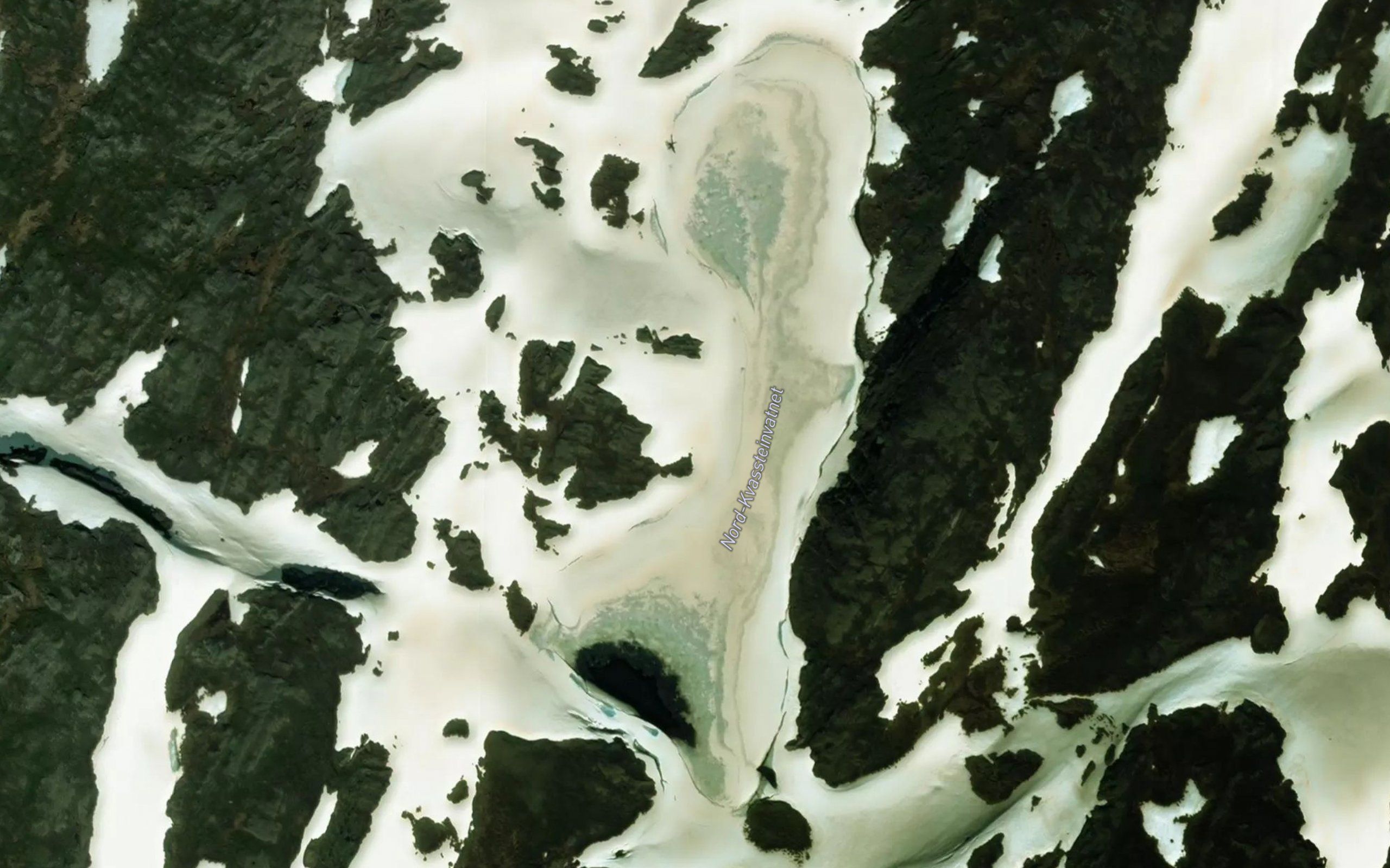 Kvasstindvatnet