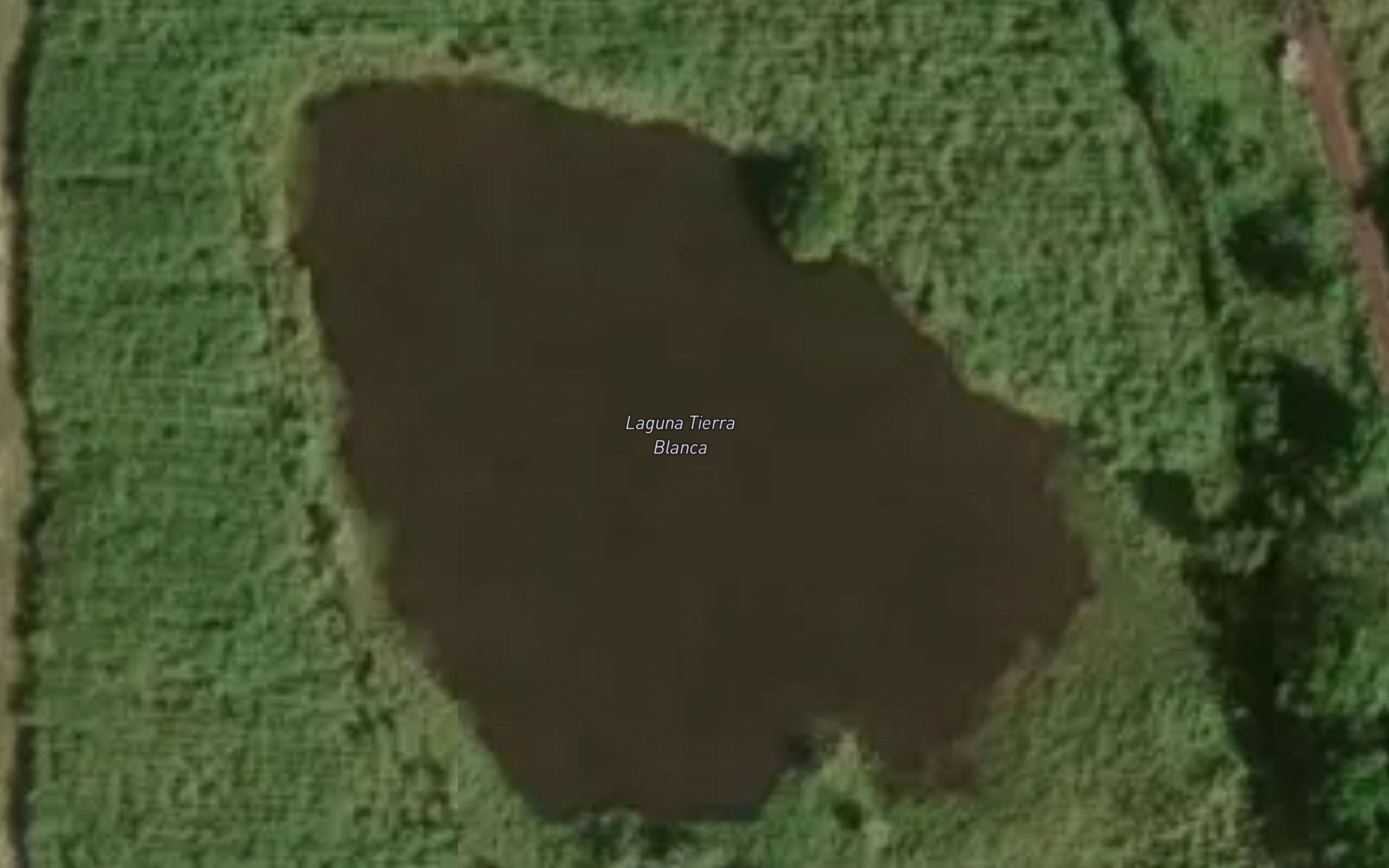 Laguna Tierra Blanca