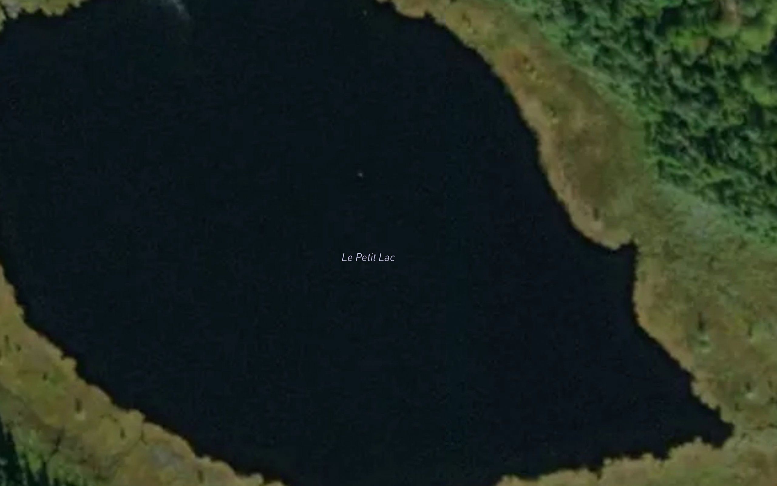 Le Petit Lac