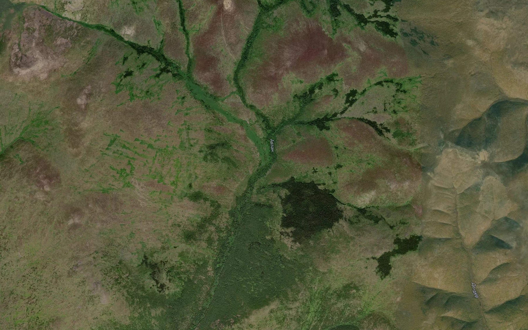 Satellite map of the Tonkiy