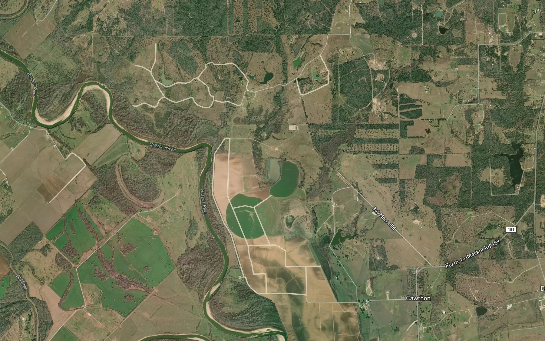 Satellite map of the Clay Lake