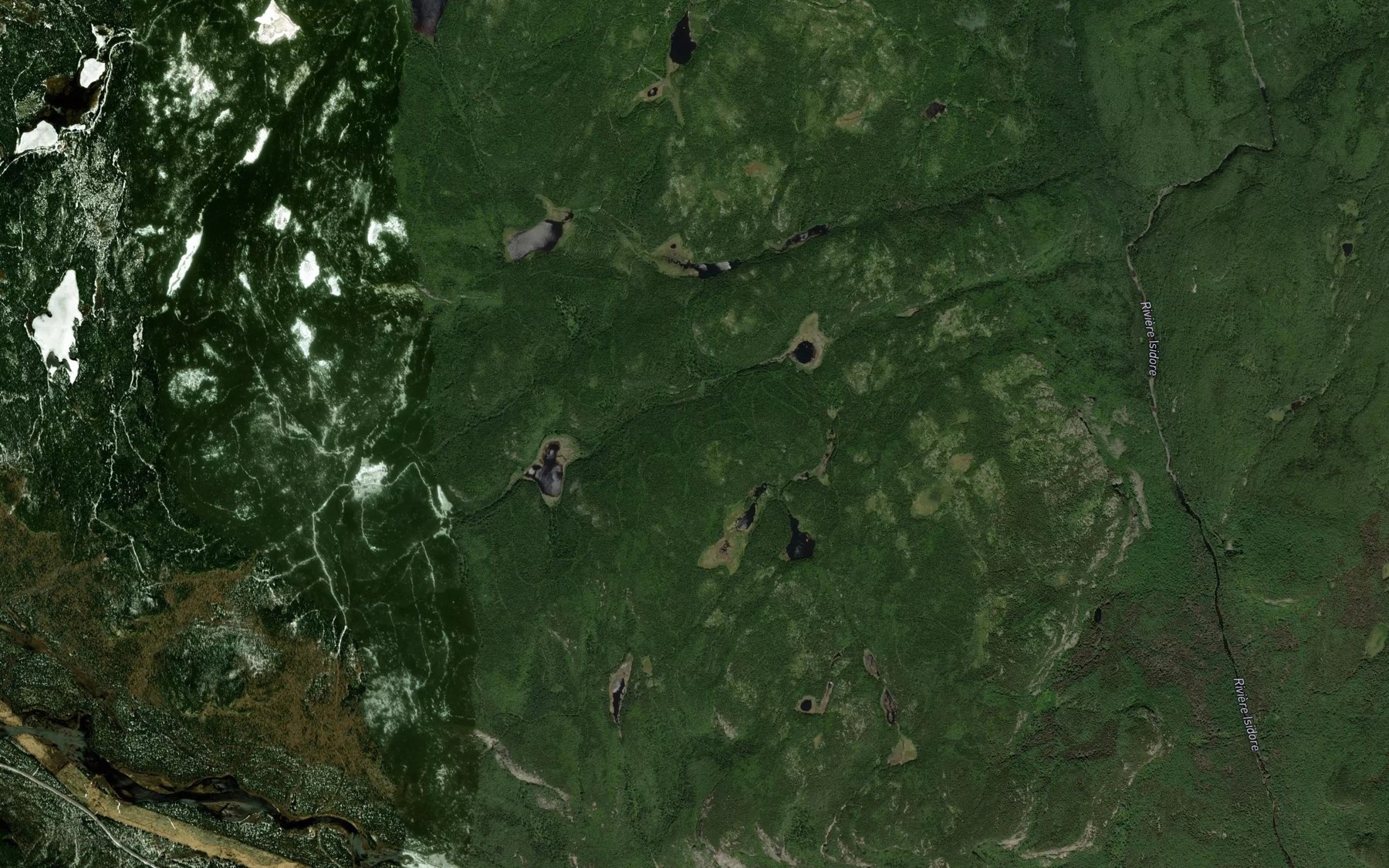 Satellite map of the Les Quatre Lacs