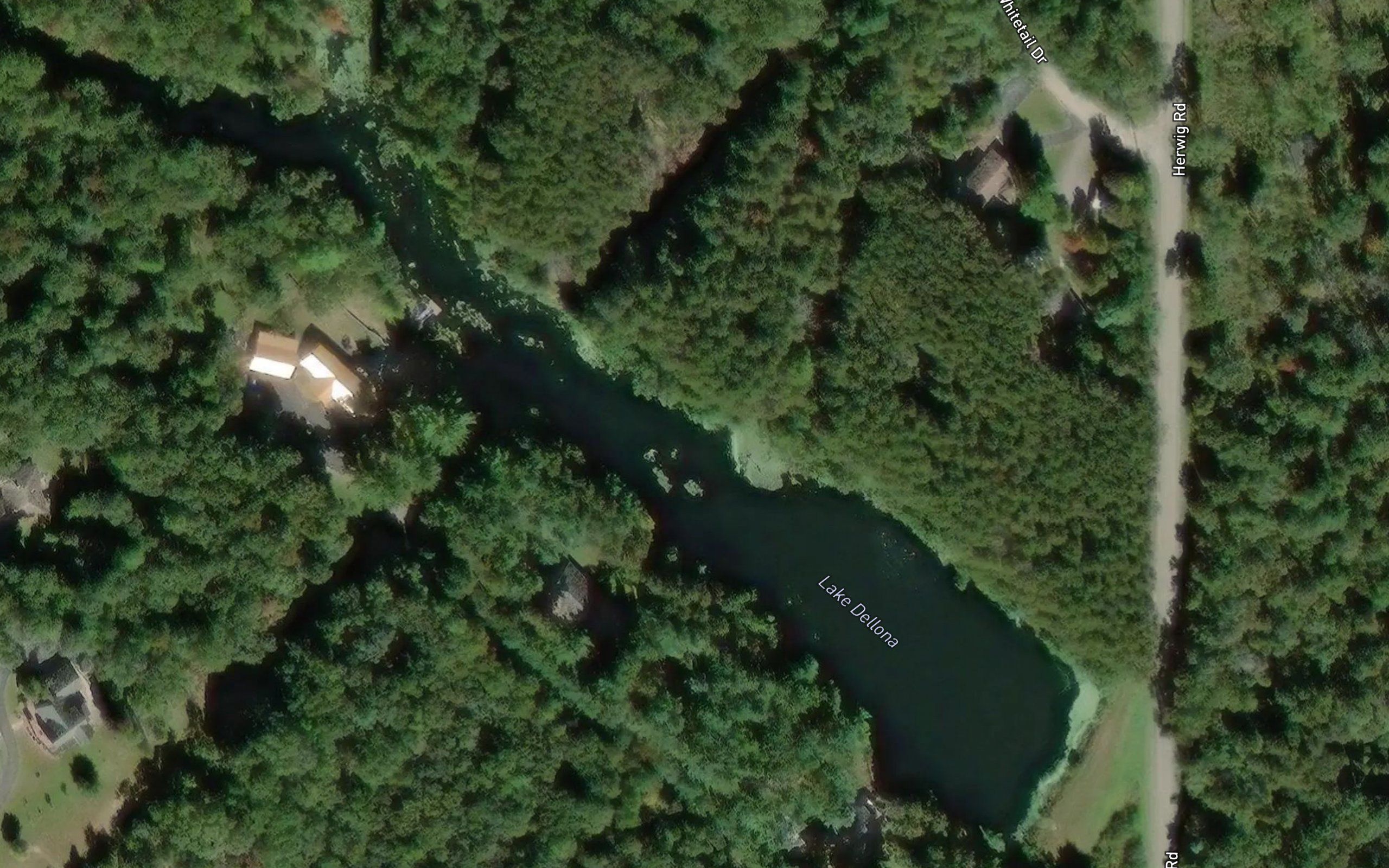 Lake Dellona
