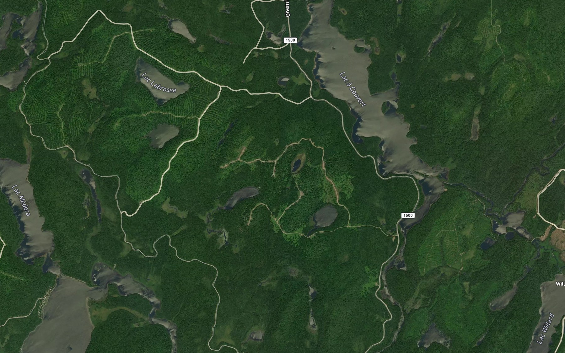 Satellite map of the Etang Gilles