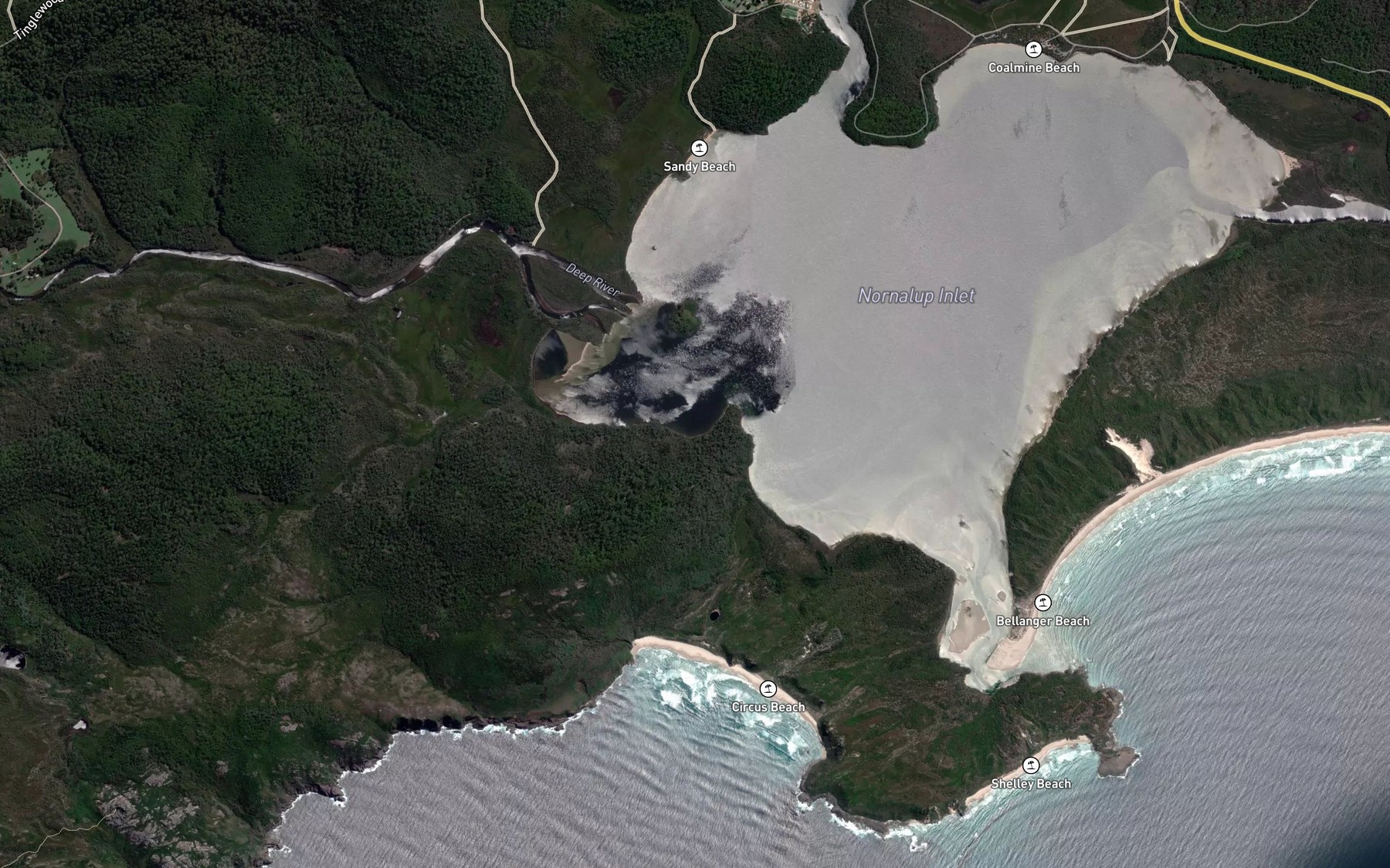 Satellite map of the Weedy Bay