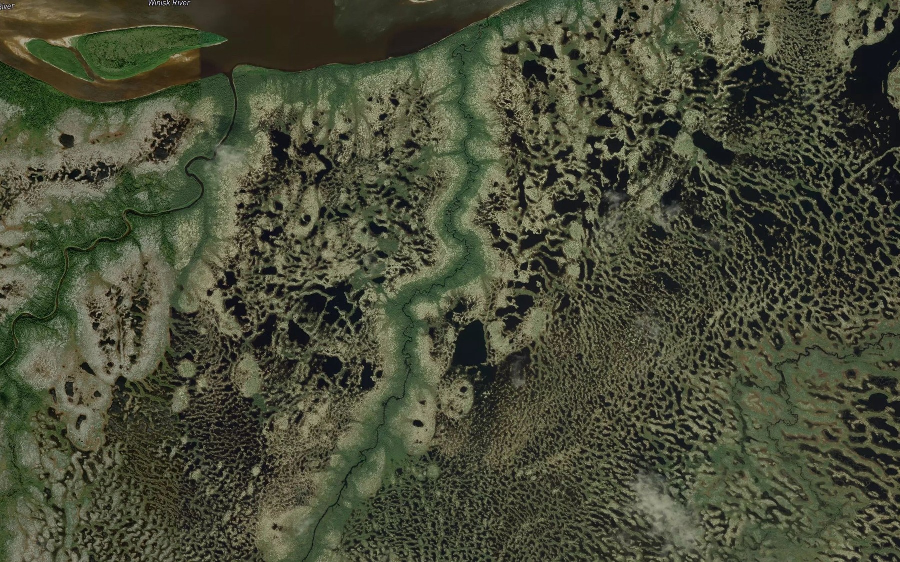 Satellite map of the Maminiska River