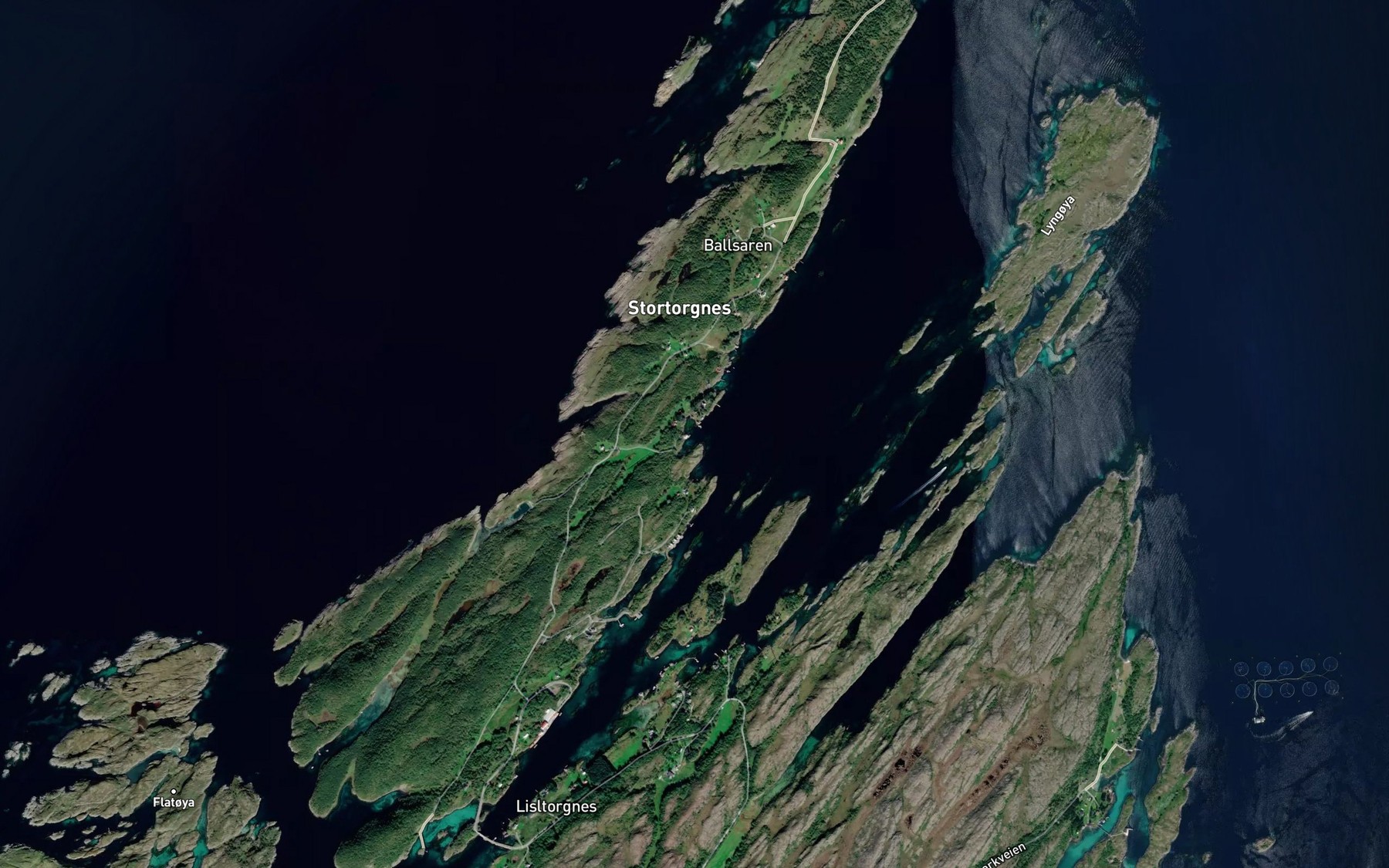 Satellite map of the Heiabukta
