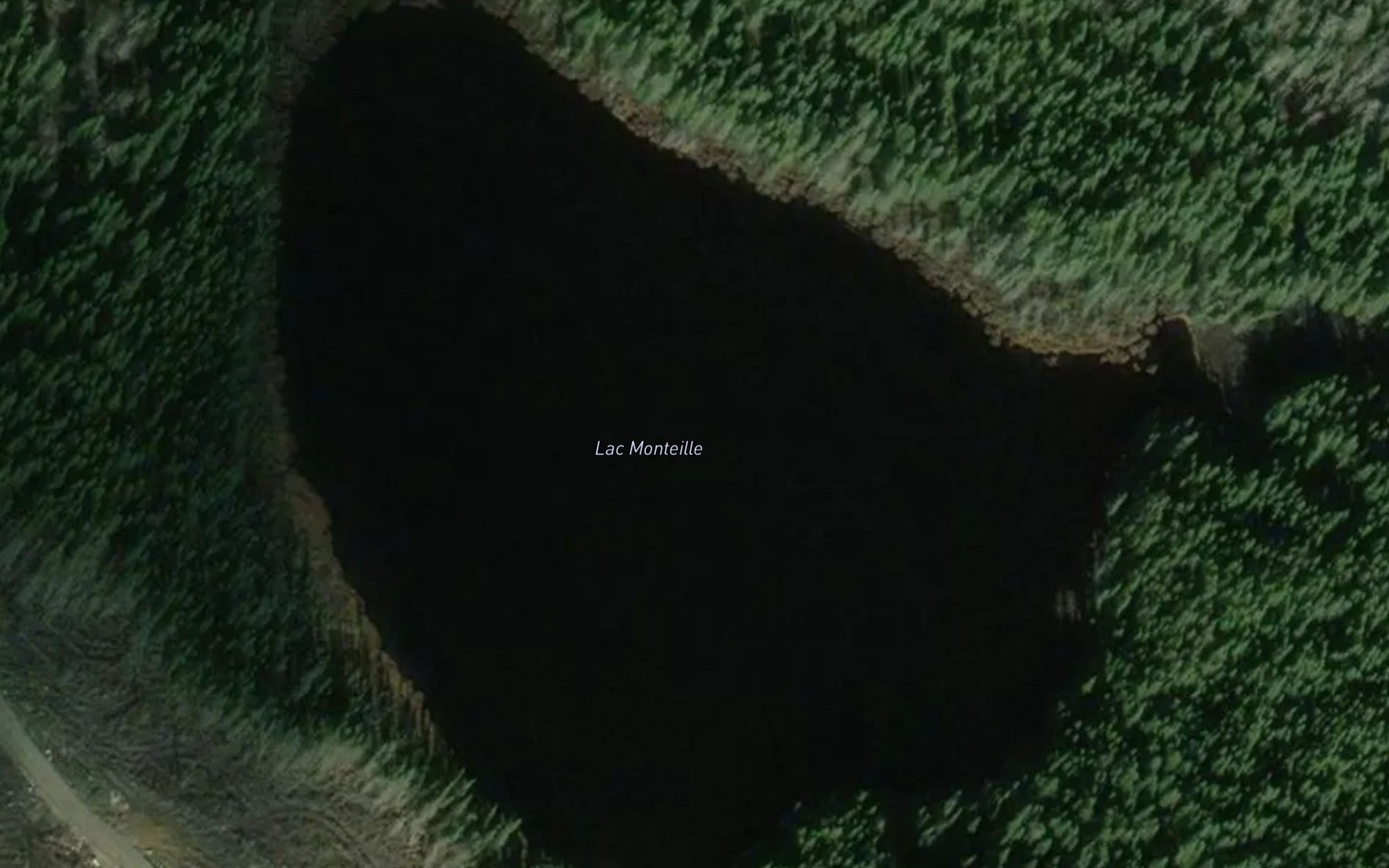 Satellite map of the Lac Monteille