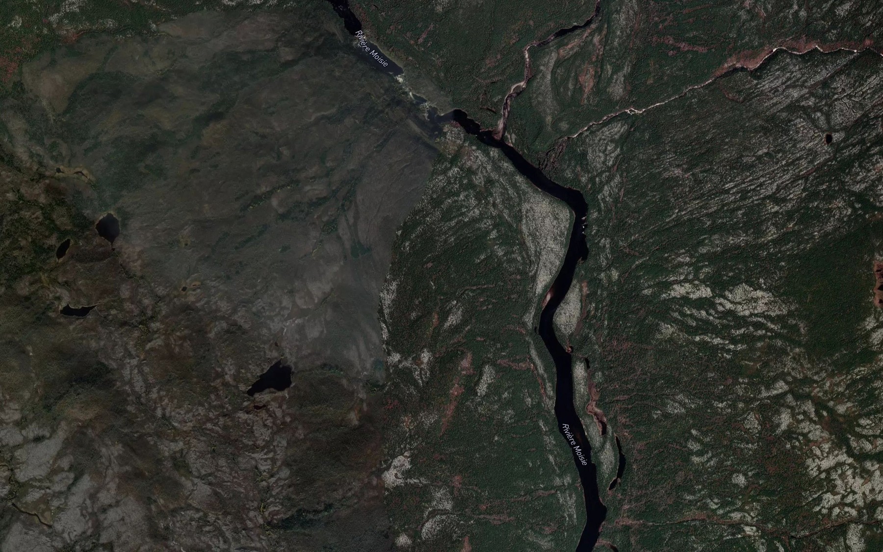 Satellite map of the Petite riviere Taoti