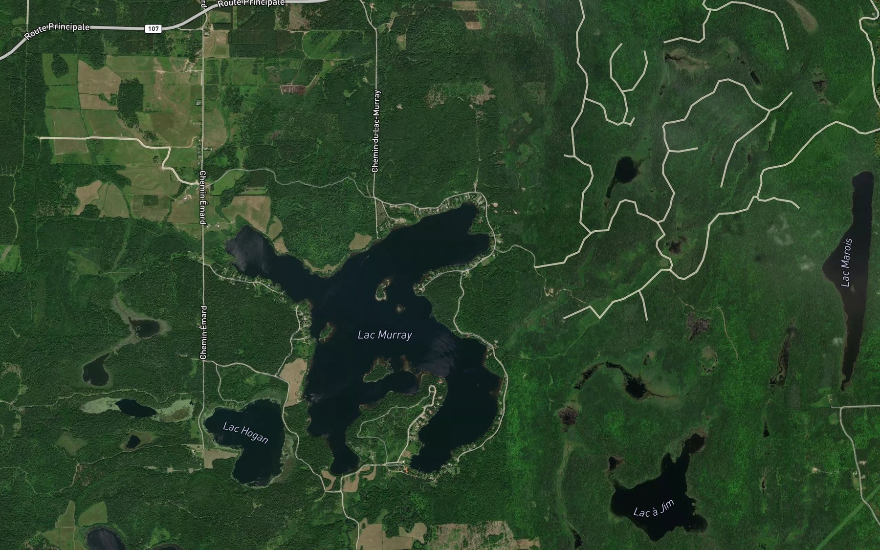 Satellite map of the Baie des Peres