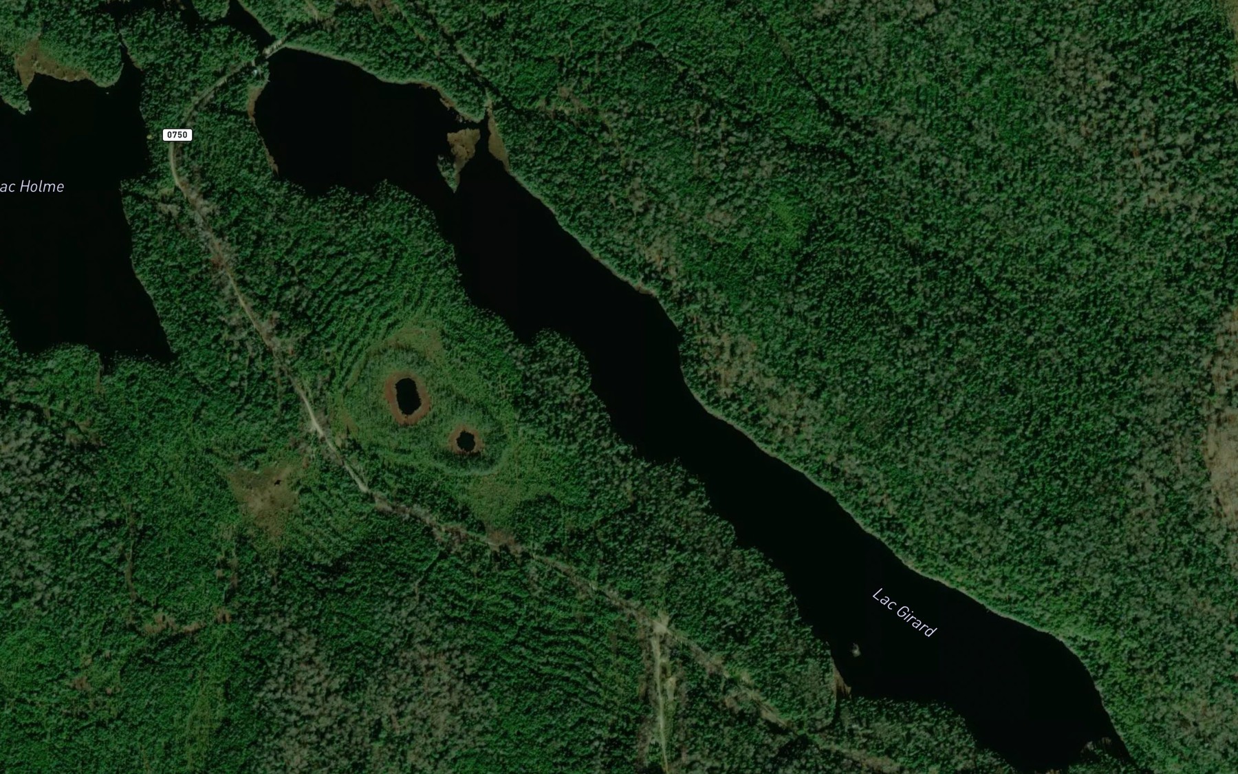 Satellite map of the Lac Girard