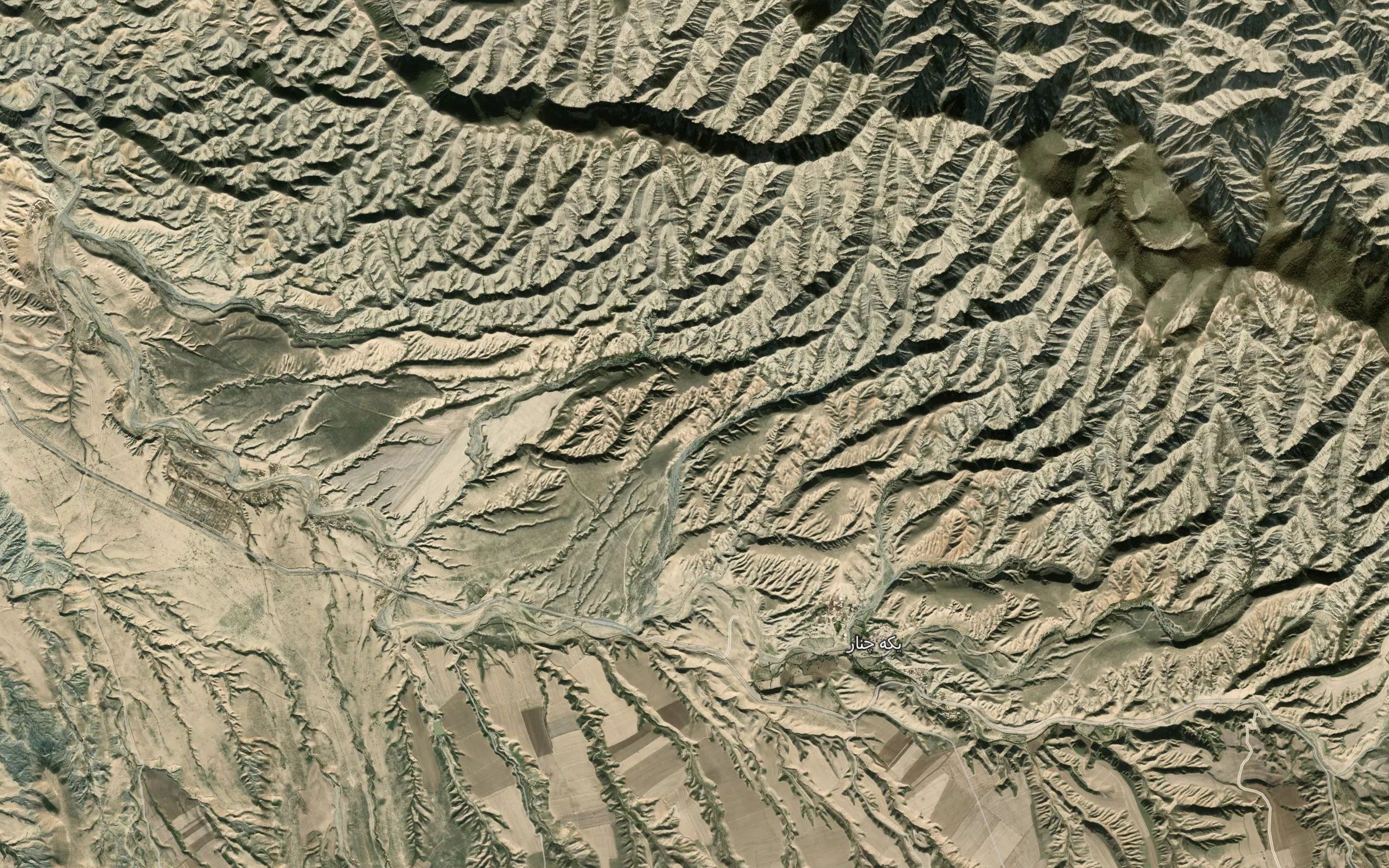 Cheshmeh-ye Qezlar Qal`eh
