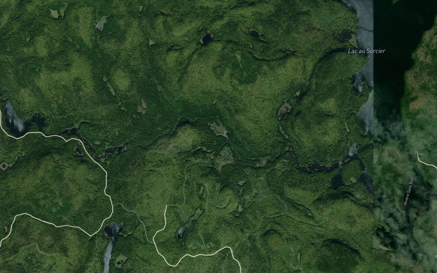 Satellite map of the Lac de la Chouette
