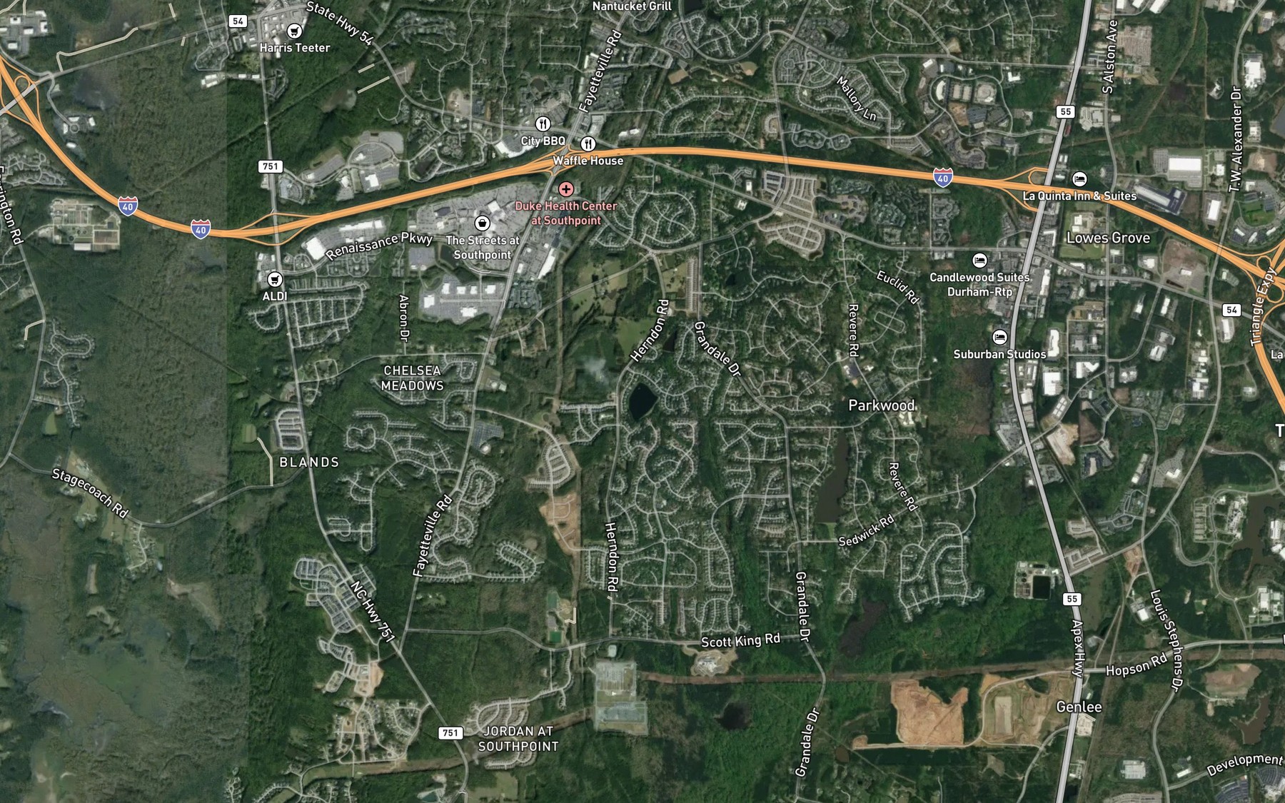 Satellite map of the Roycroft Lake